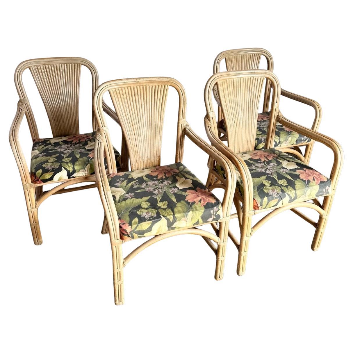 Vintage Washed Rattan Floral Dining Arm Chairs - Satz von 4
