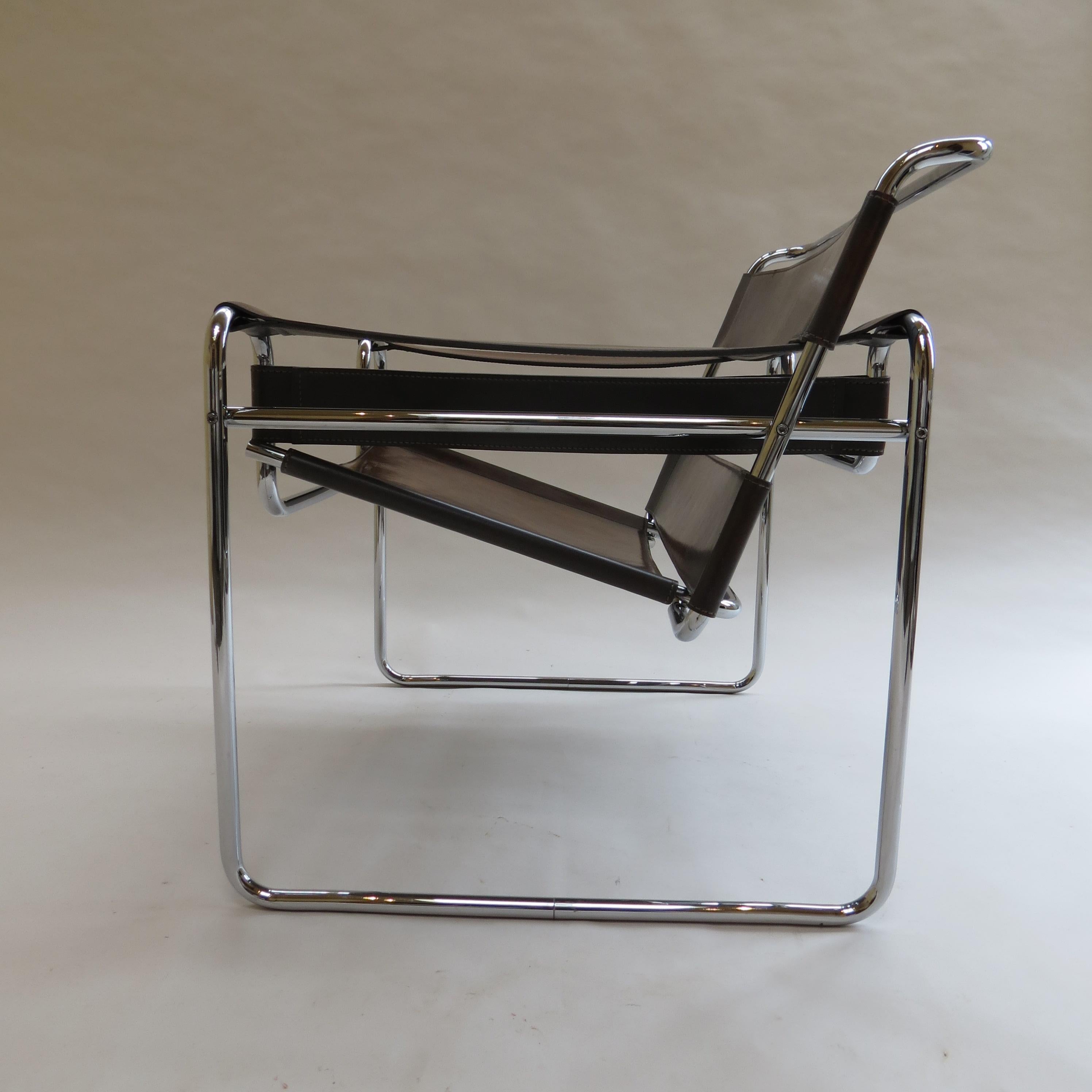 Vintage Wassily B3 Leather and Chrome Chair by  Marcel Breuer for Knoll 3