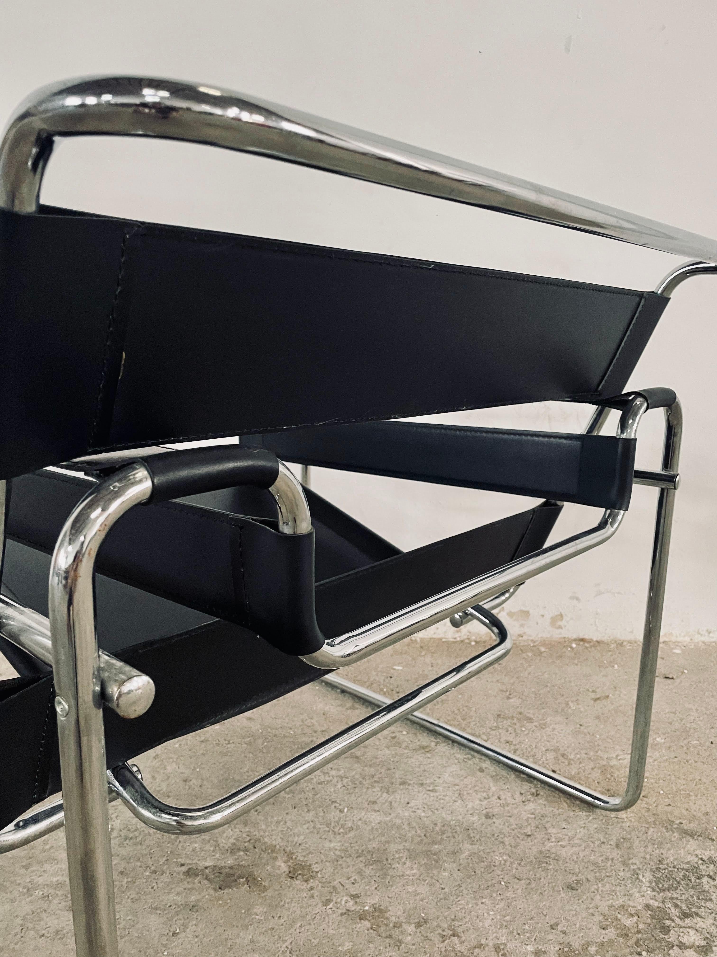 Vintage Wassily Chair in the Style of Marcel Breuer for Knoll International 4