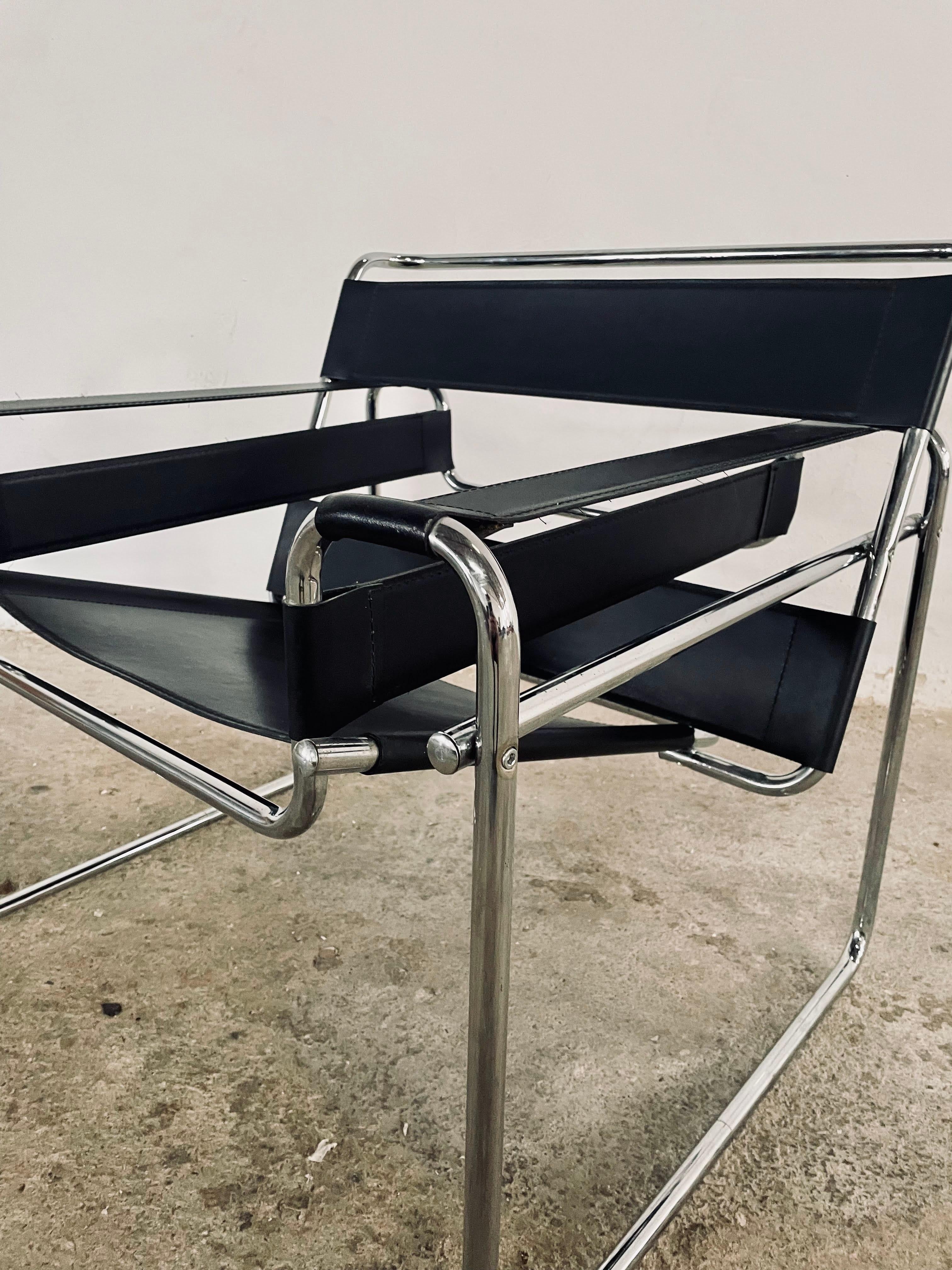 20th Century Vintage Wassily Chair in the Style of Marcel Breuer for Knoll International
