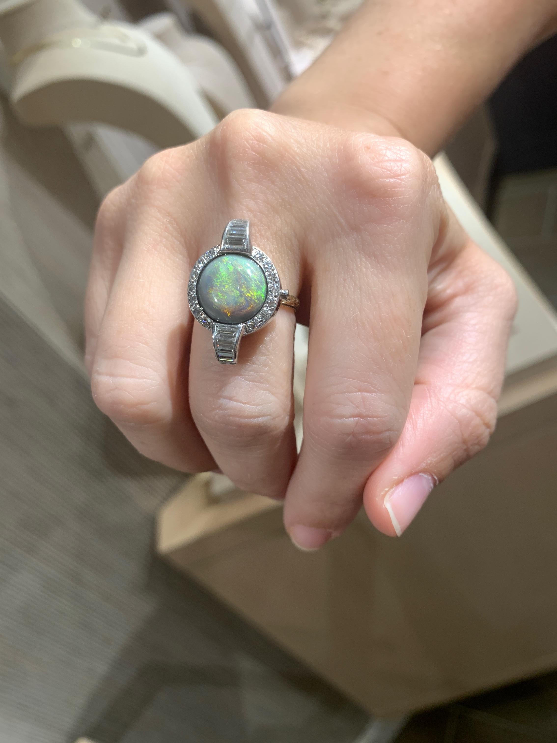 Reloj Vintage Opalo Australiano Diamante Blanco Zafiro Azul Anillo de Oro, Just Jules Art Decó en venta