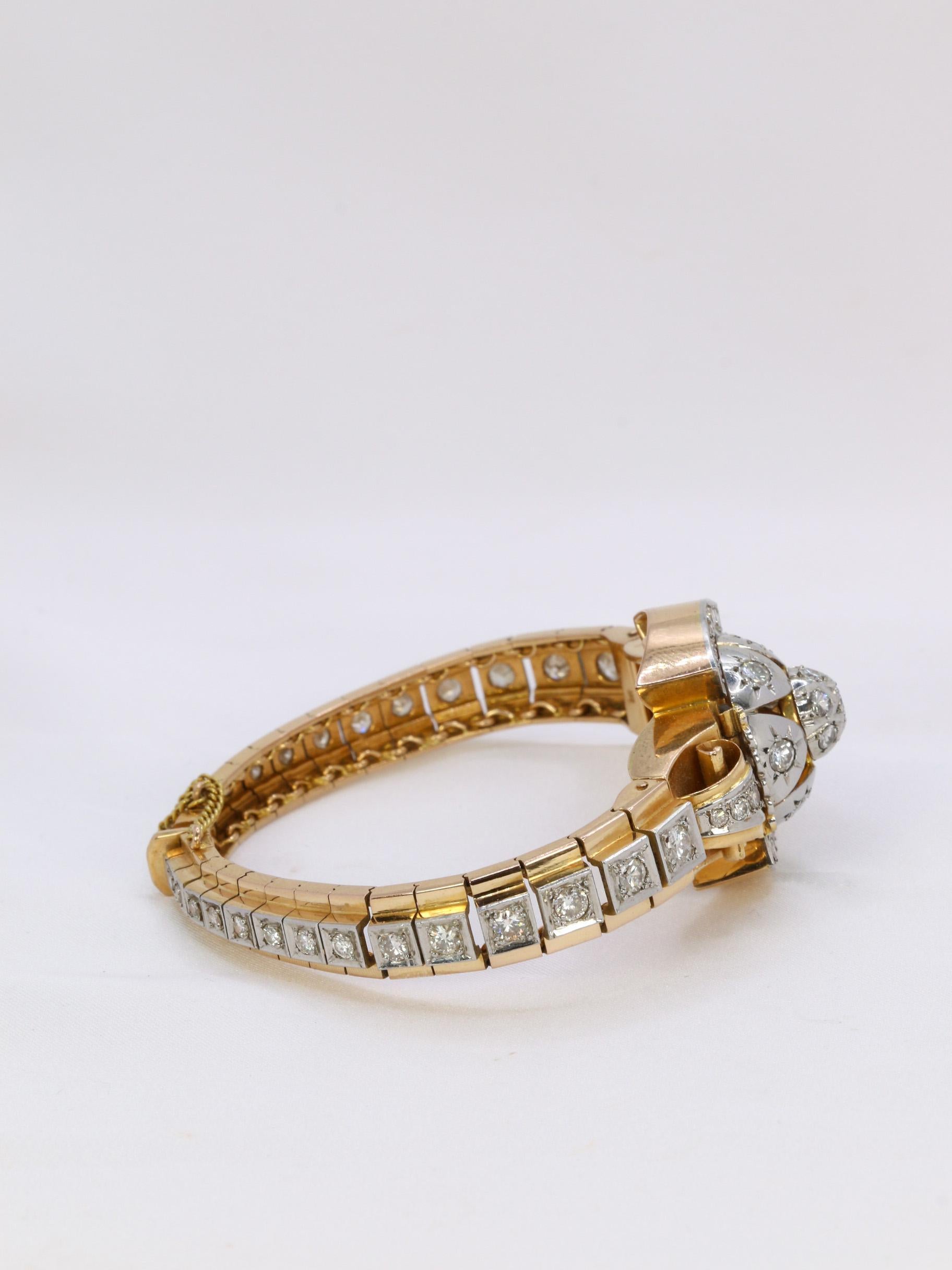 Vintage Watch Bracelet in yellow gold and diamonds, 1950 In Good Condition For Sale In PARIS, FR