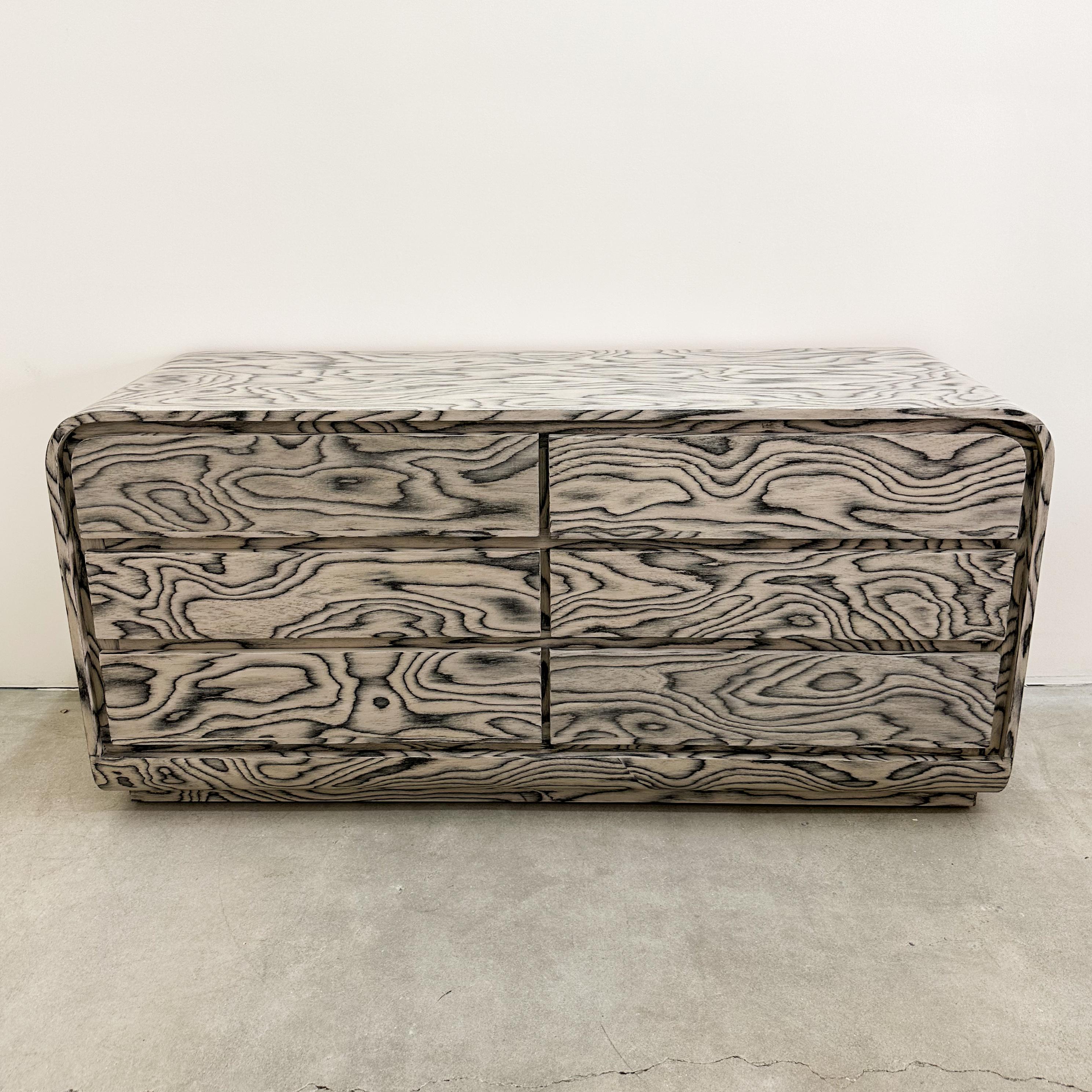 Vintage Waterfall Dresser With Ettore Sottsass Veneer Postmodern 1980s In Good Condition In Palm Desert, CA