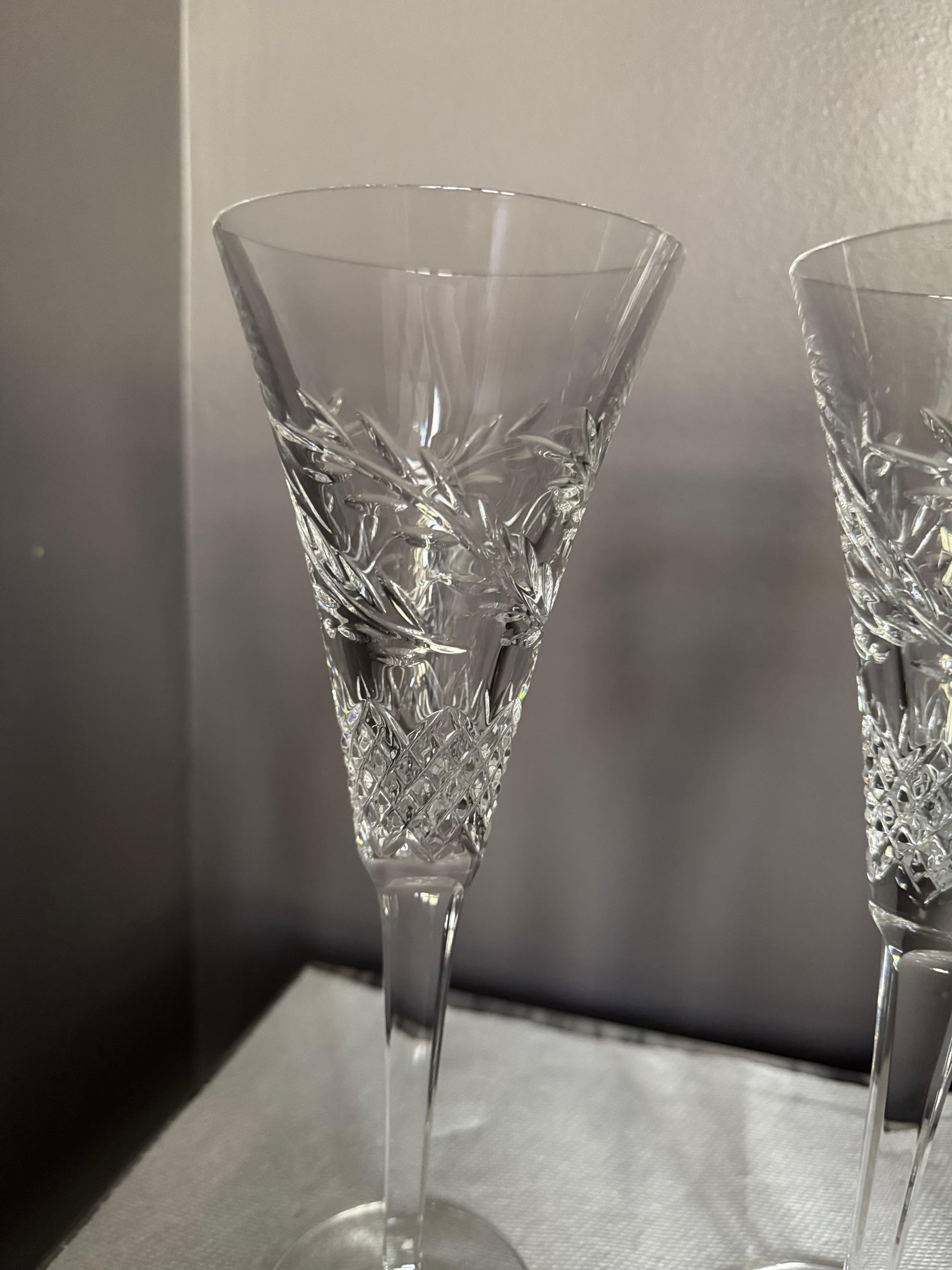 Ensemble de 2 pièces vintage Waterford « Celebration Toasting Flutes » en vente 5