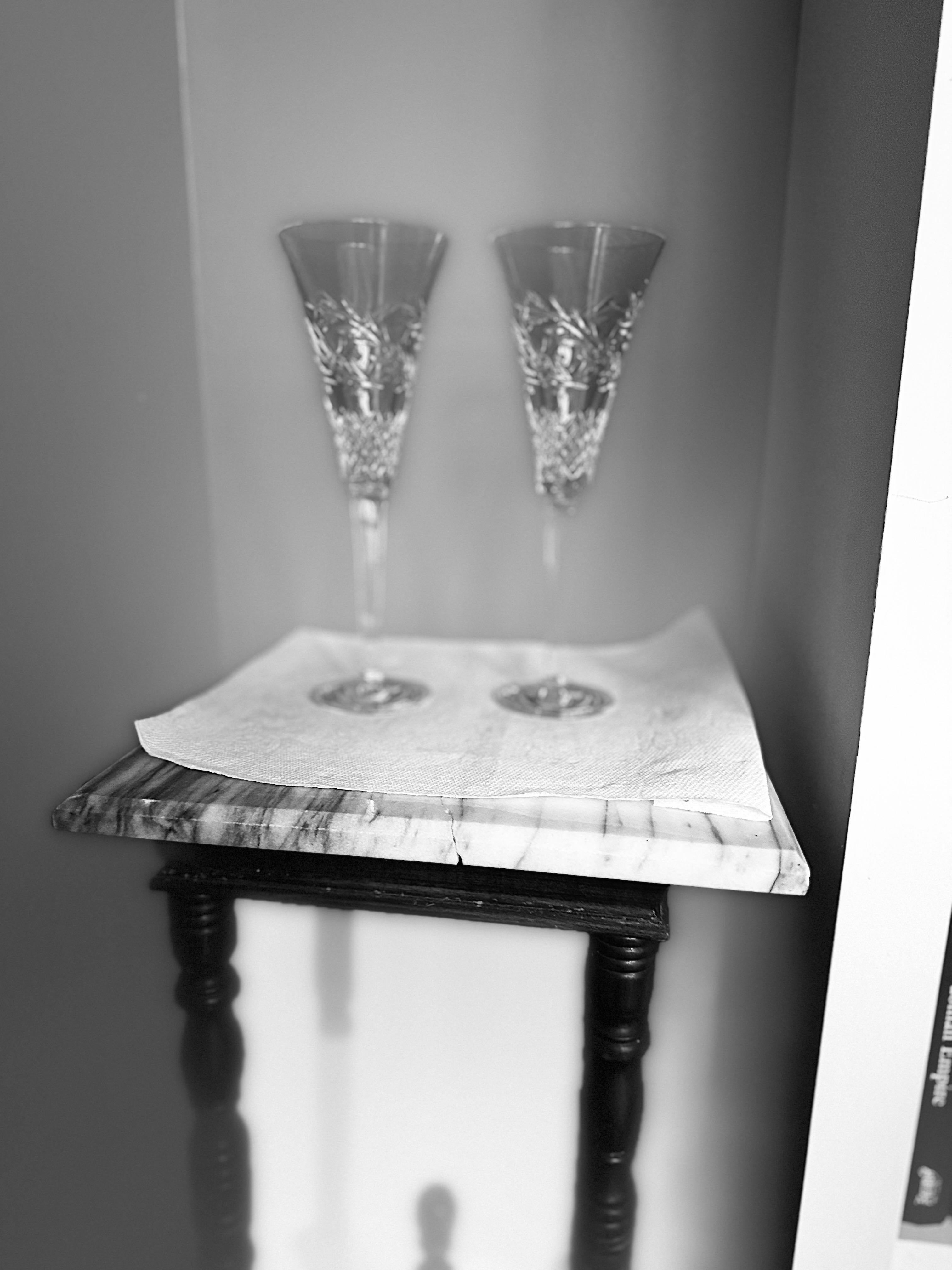 Ensemble de 2 pièces vintage Waterford « Celebration Toasting Flutes » en vente 8