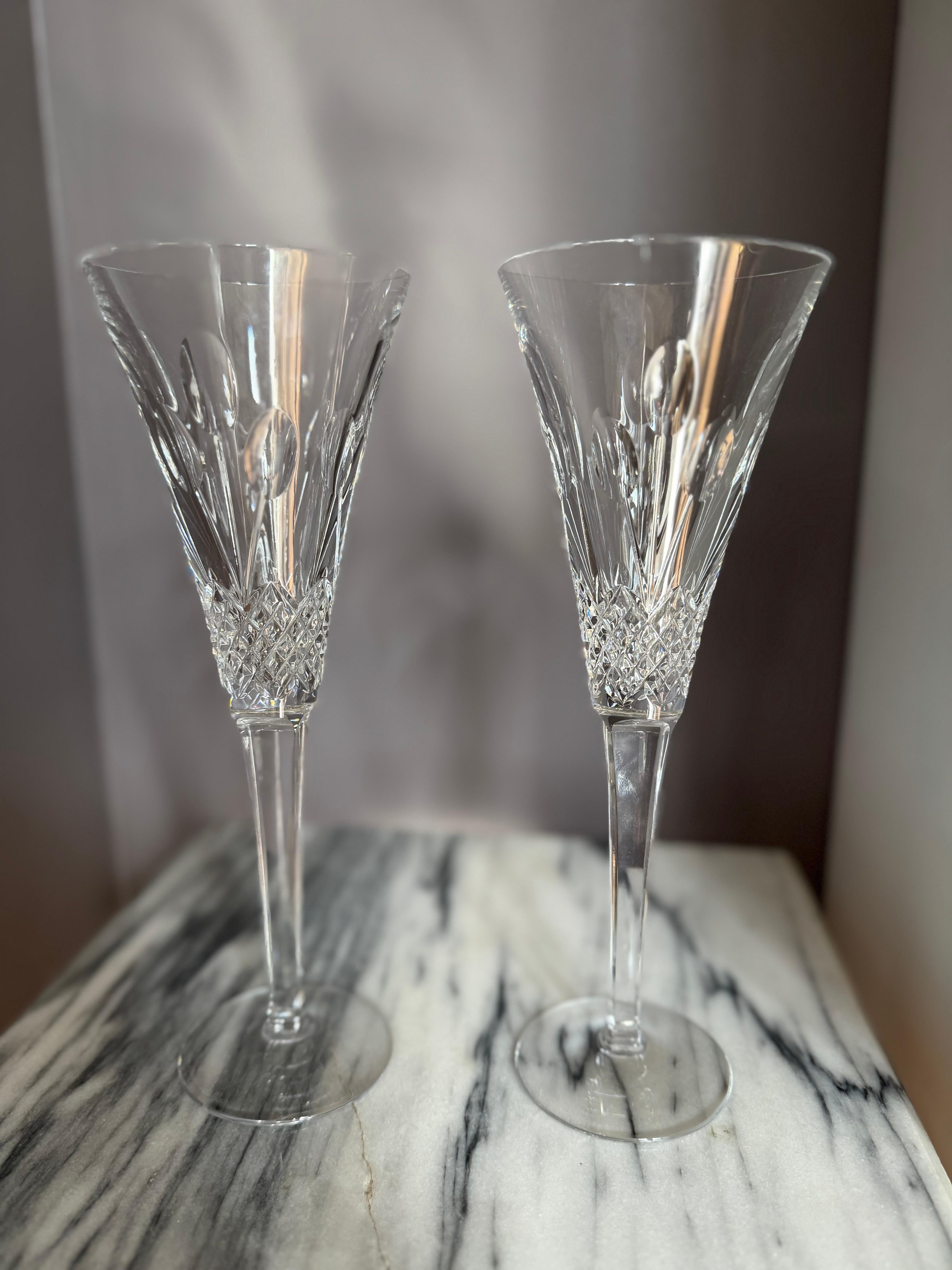Set di 2 flute da champagne Waterford Crystal Celebration Joy Toasting in vendita 4