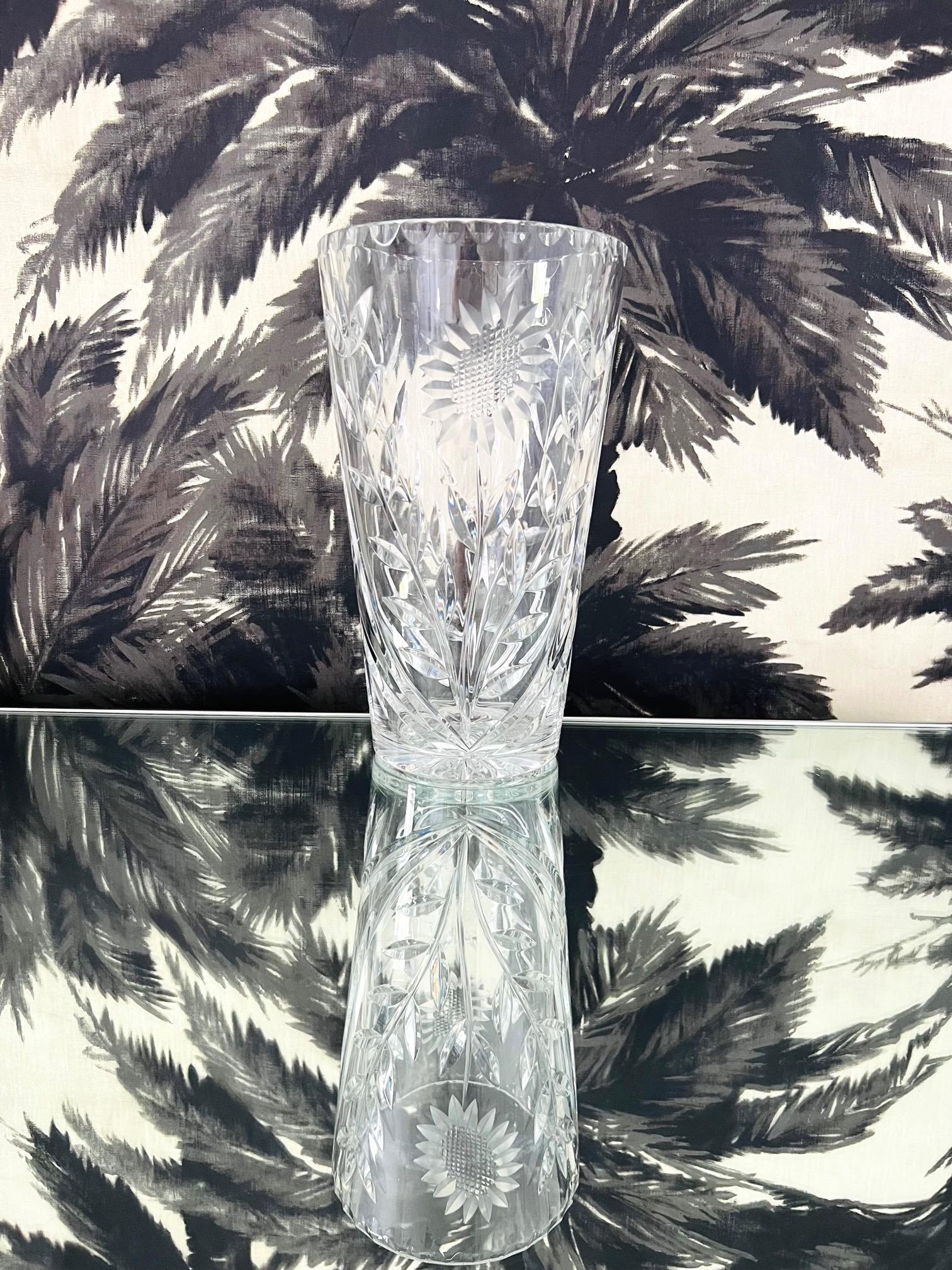 Waterford Crystal Etched Sunflower Vase with Cut Glass Designs, England, c. 2010 For Sale 6