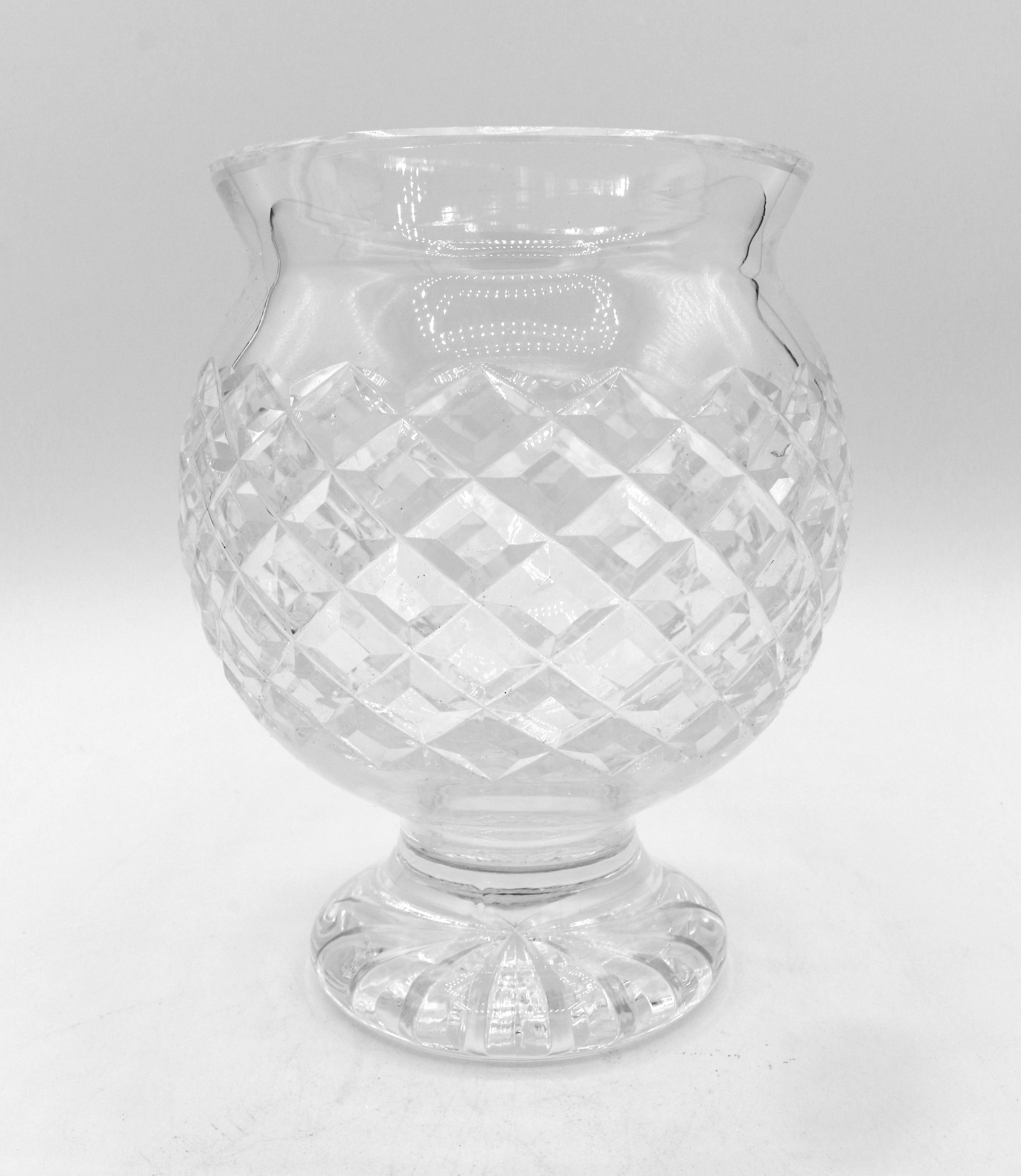 Vintage Waterford Comeragh pattern cut crystal pedestal base vase. Ideal as a rose bowl or low table centerpiece. Provenance: Estate of Katharine Reid, former director Cleveland Museum of Art.
6 1/2