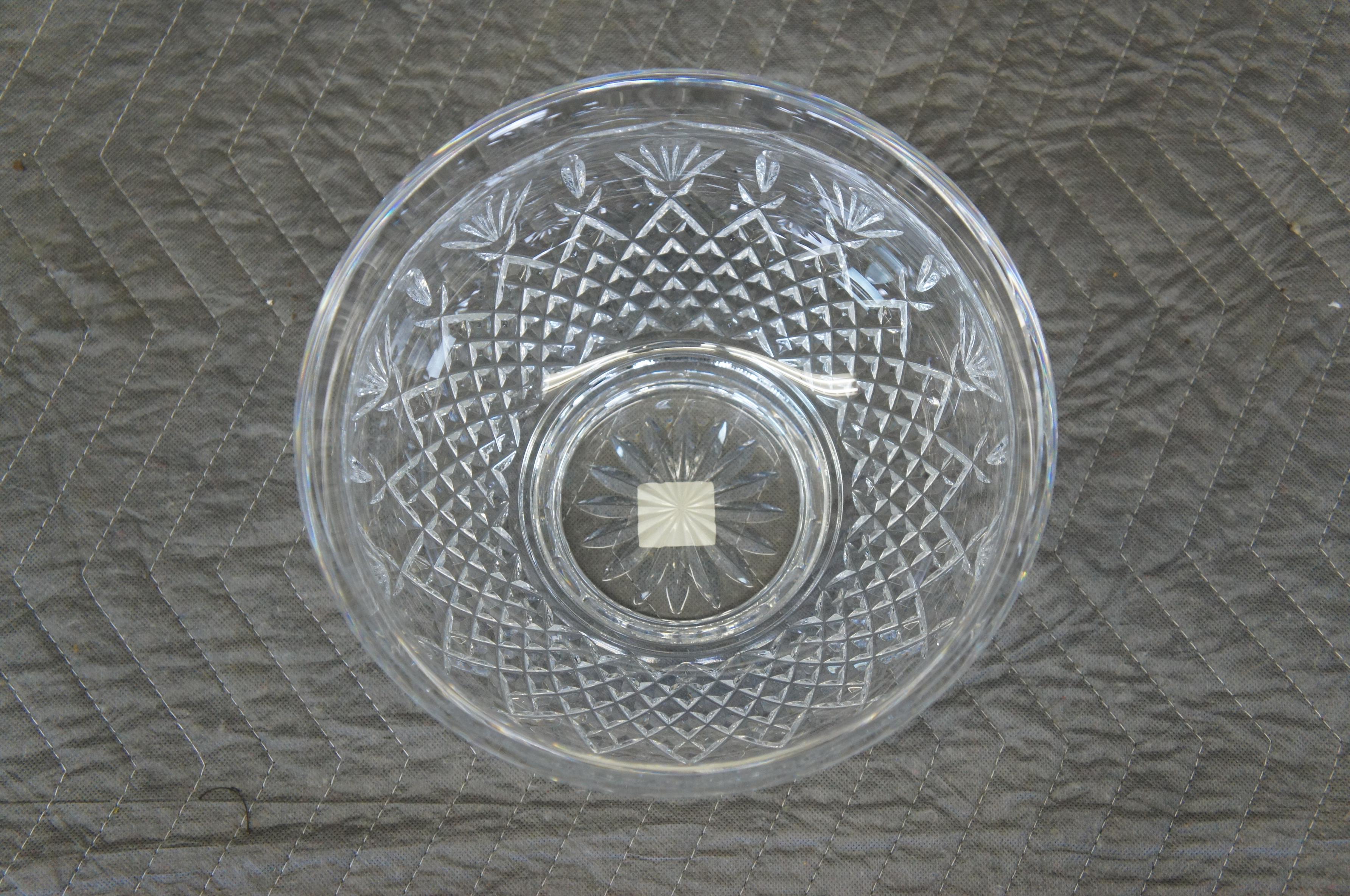 Vintage Waterford Irish Lead Crystal Killarney Pedestal Bowl Centerpiece In Good Condition For Sale In Dayton, OH