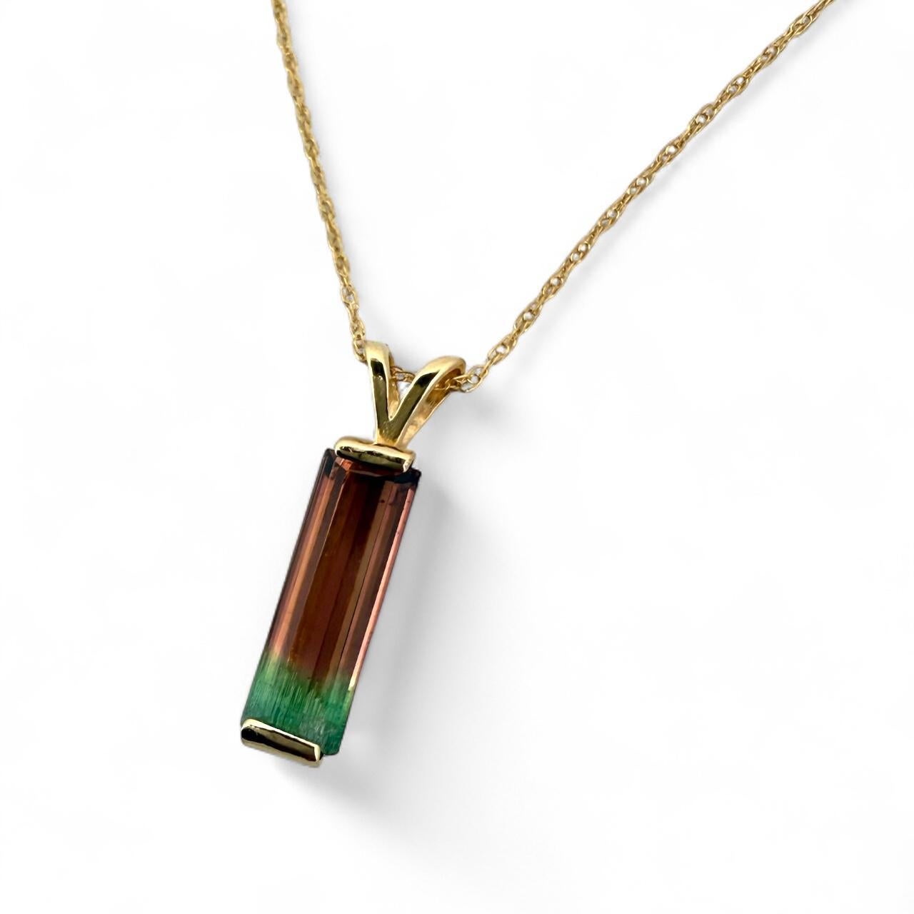 Collier vintage avec pendentif et chaîne en tourmaline melon d'eau Bon état - En vente à Montgomery, AL