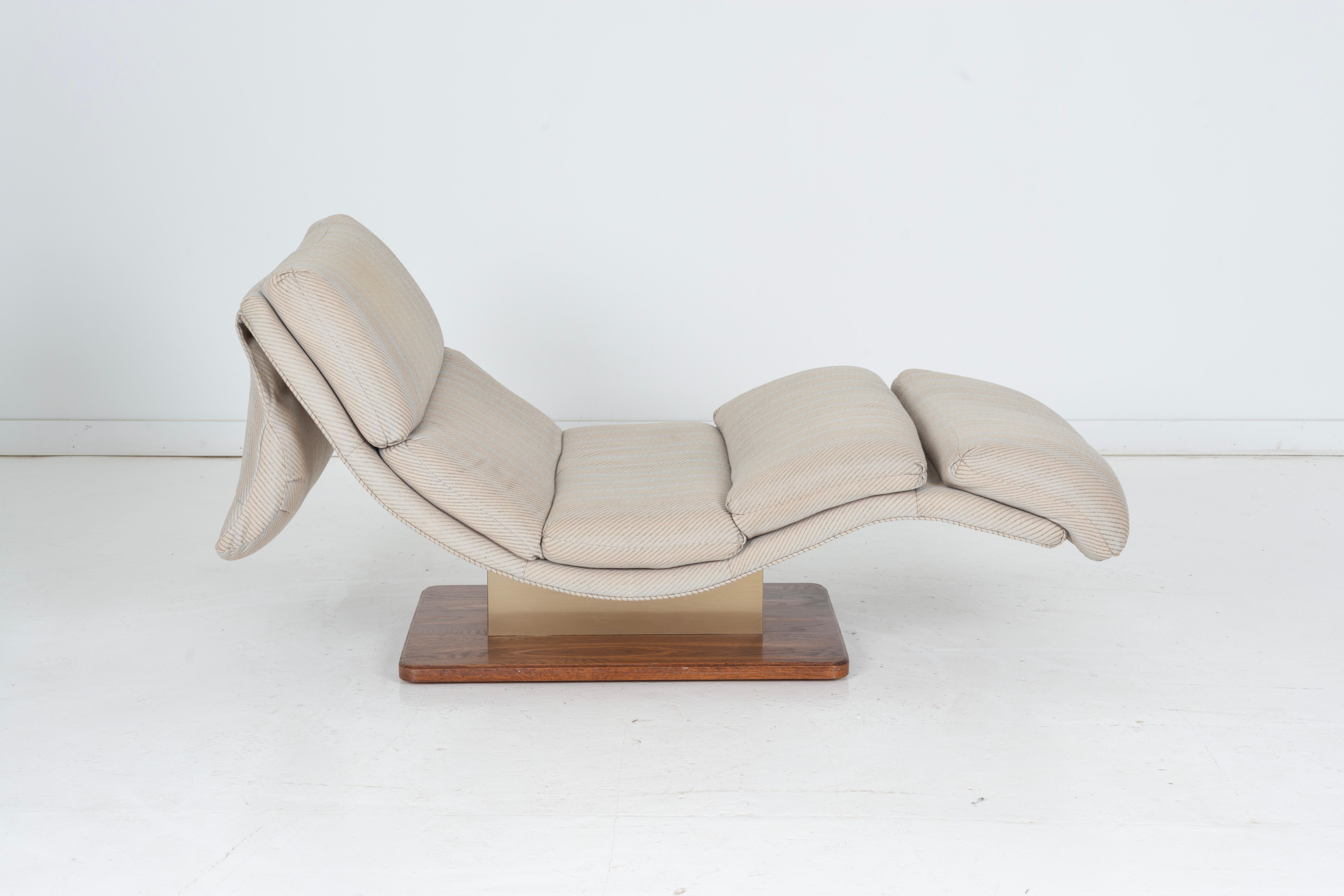 Vintage Wave Chaise Lounge 3