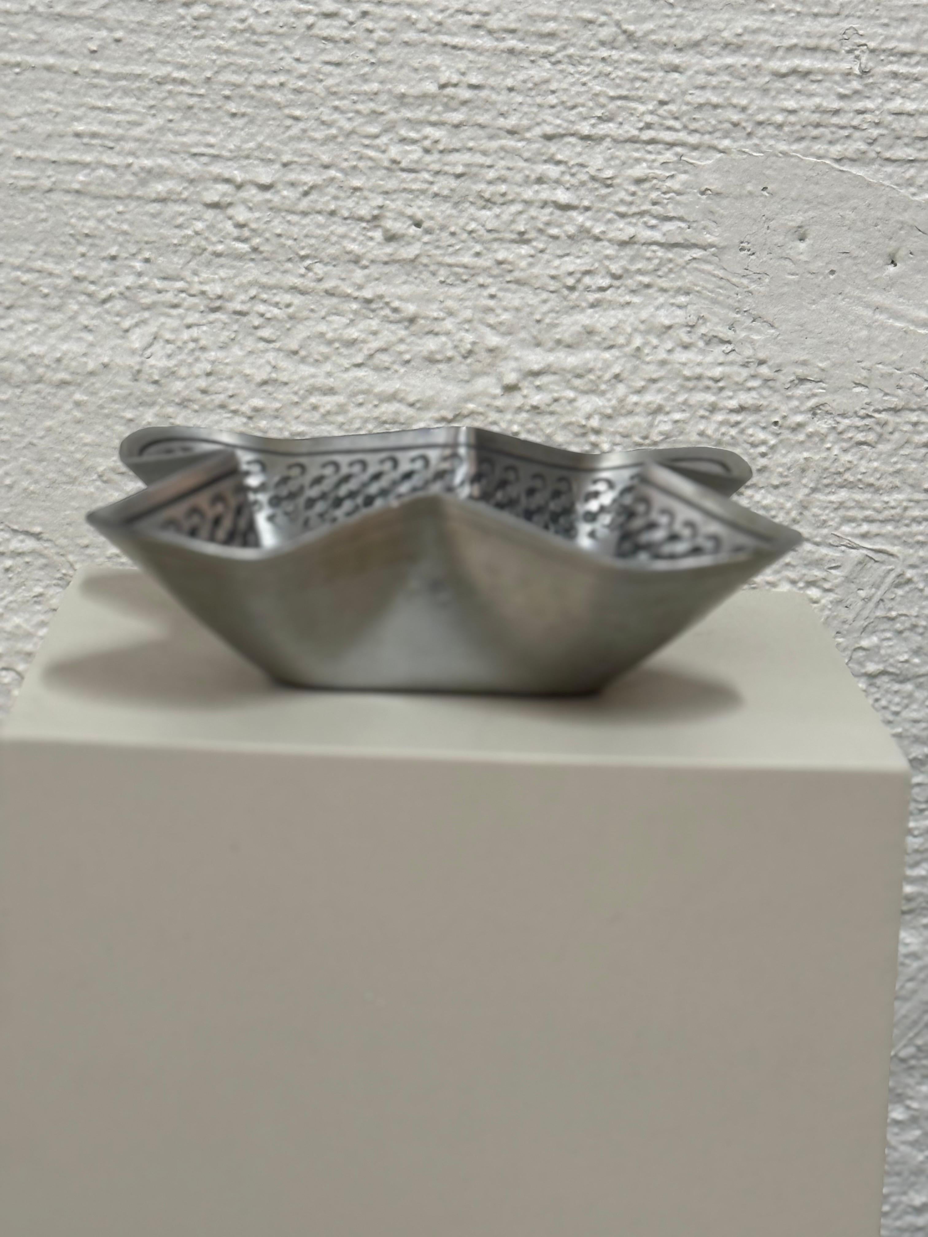 Vintage Wavy Pewter Bowl, Norwegian Design, 1960s For Sale 4