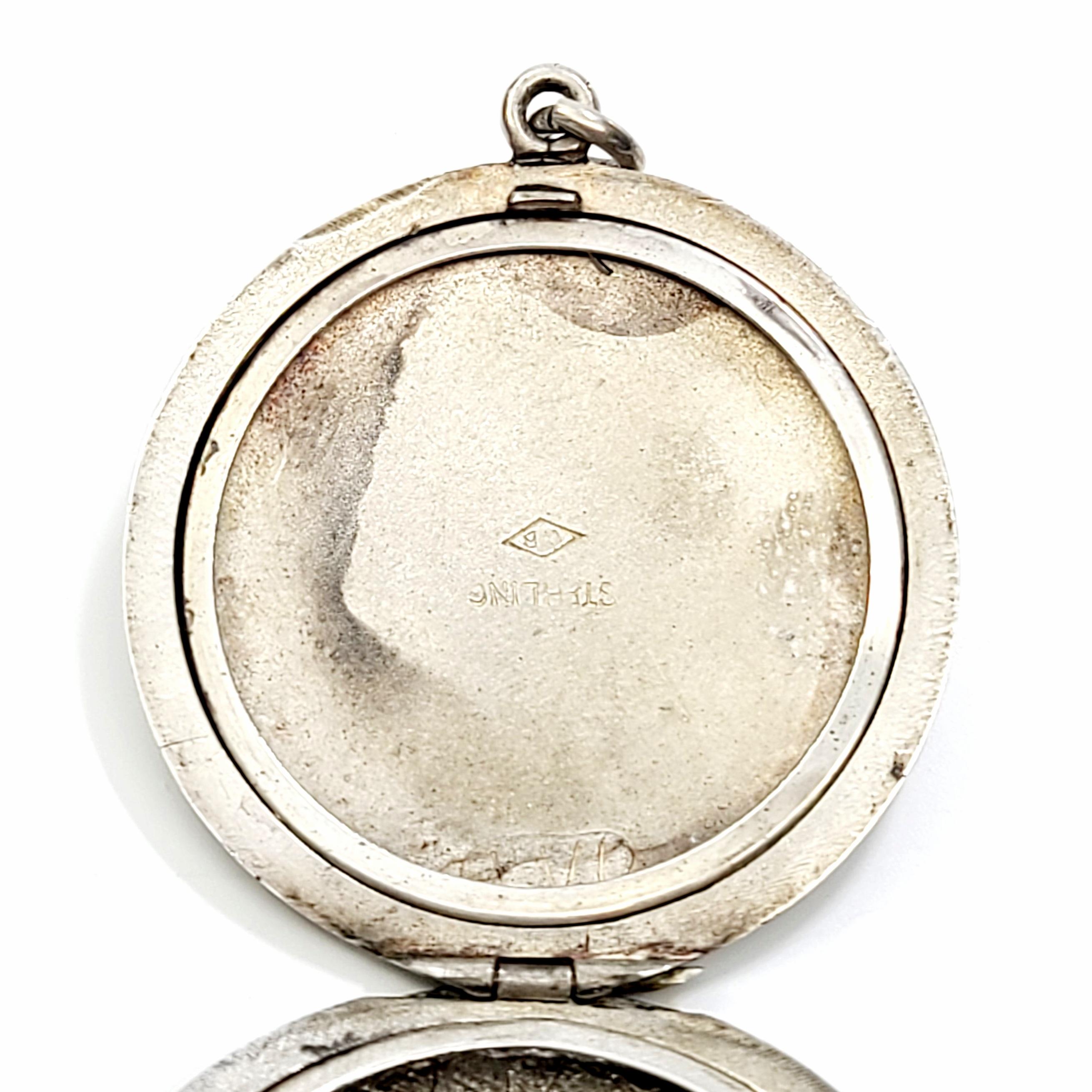 Vintage WB Sterling Silver Blue Guilloche Enamel Round Locket In Good Condition In Washington Depot, CT