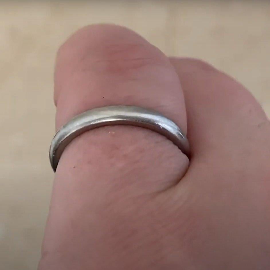 Vintage Wedding Band, Platinum In Excellent Condition For Sale In New York, NY