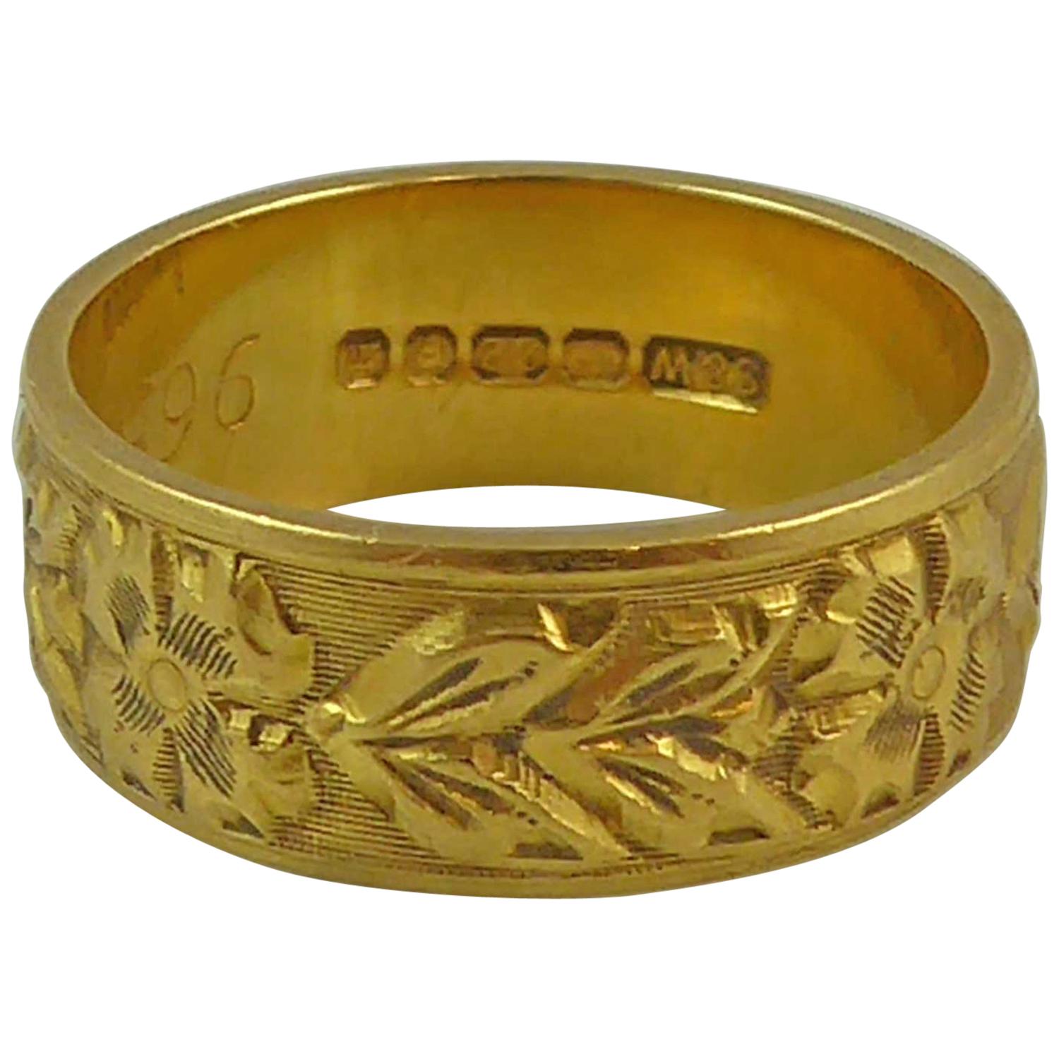 Vintage Wedding Ring, London 1967, Floral Pattern, Yellow Gold