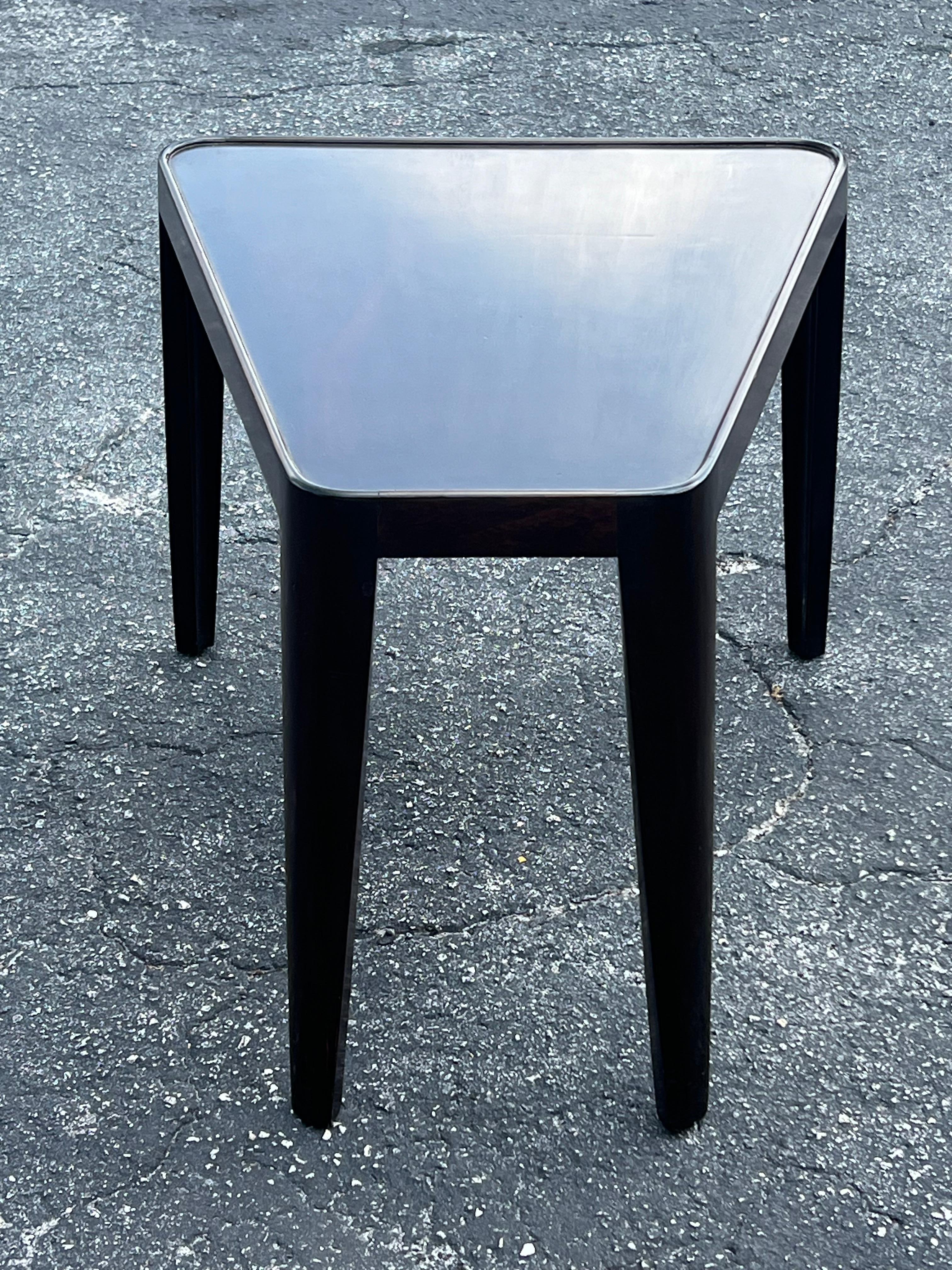 Superbe table d'appoint 