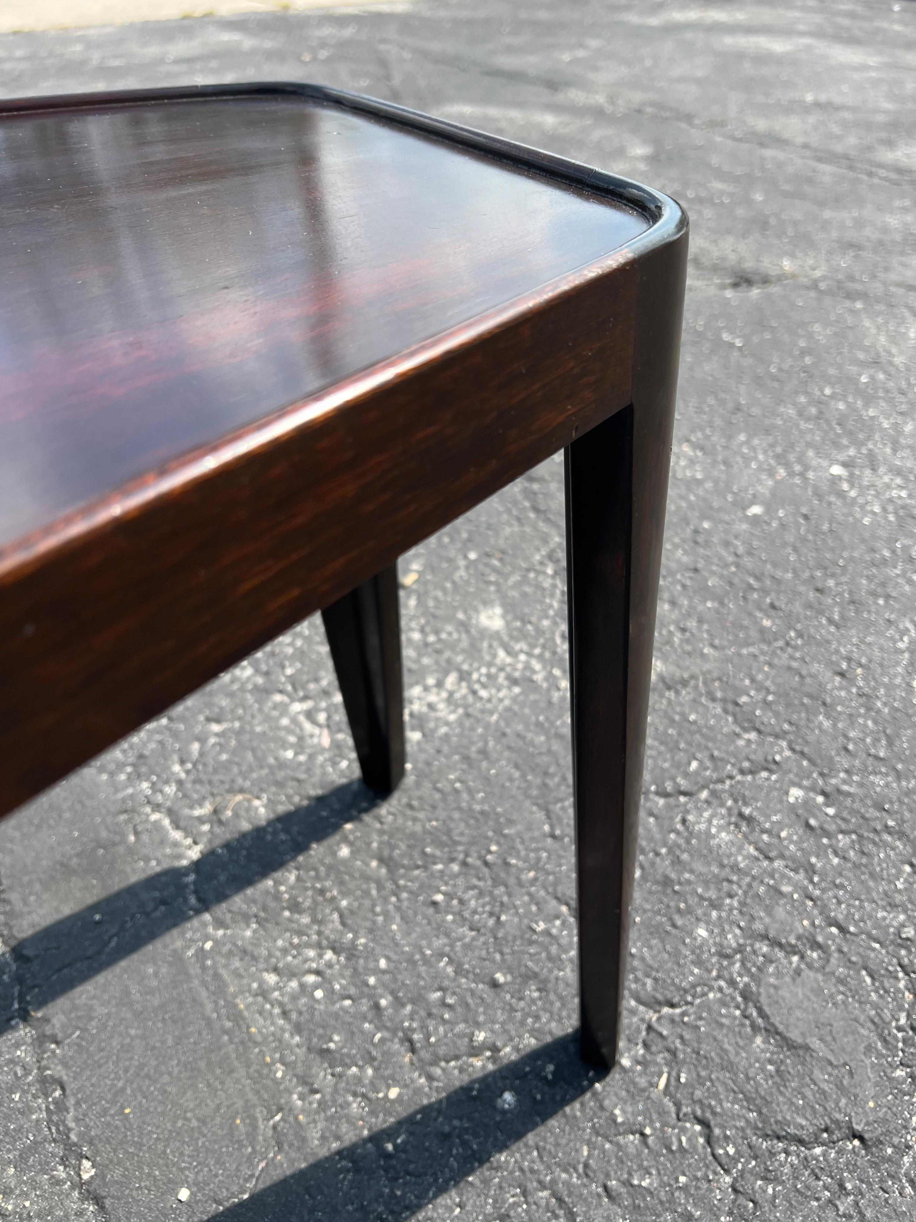 Milieu du XXe siècle Table Wedge d'Edward Wormley pour Dunbar en vente