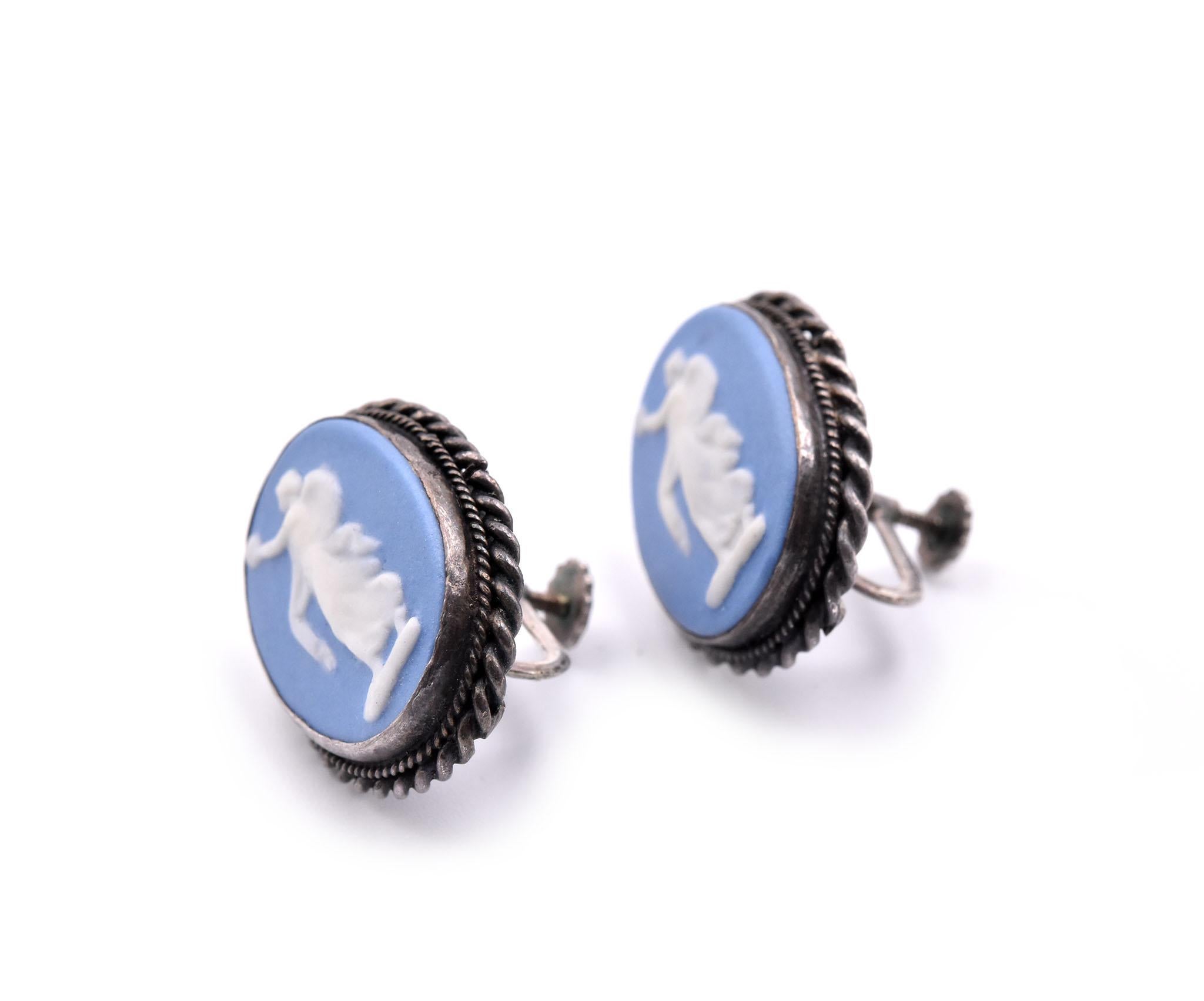 Designer: custom design
Material: sterling silver
Fastenings: non-pierced screw-back
Dimensions: earring are approximately 25.66mm by 19.37mm
Weight: 10.03 grams
