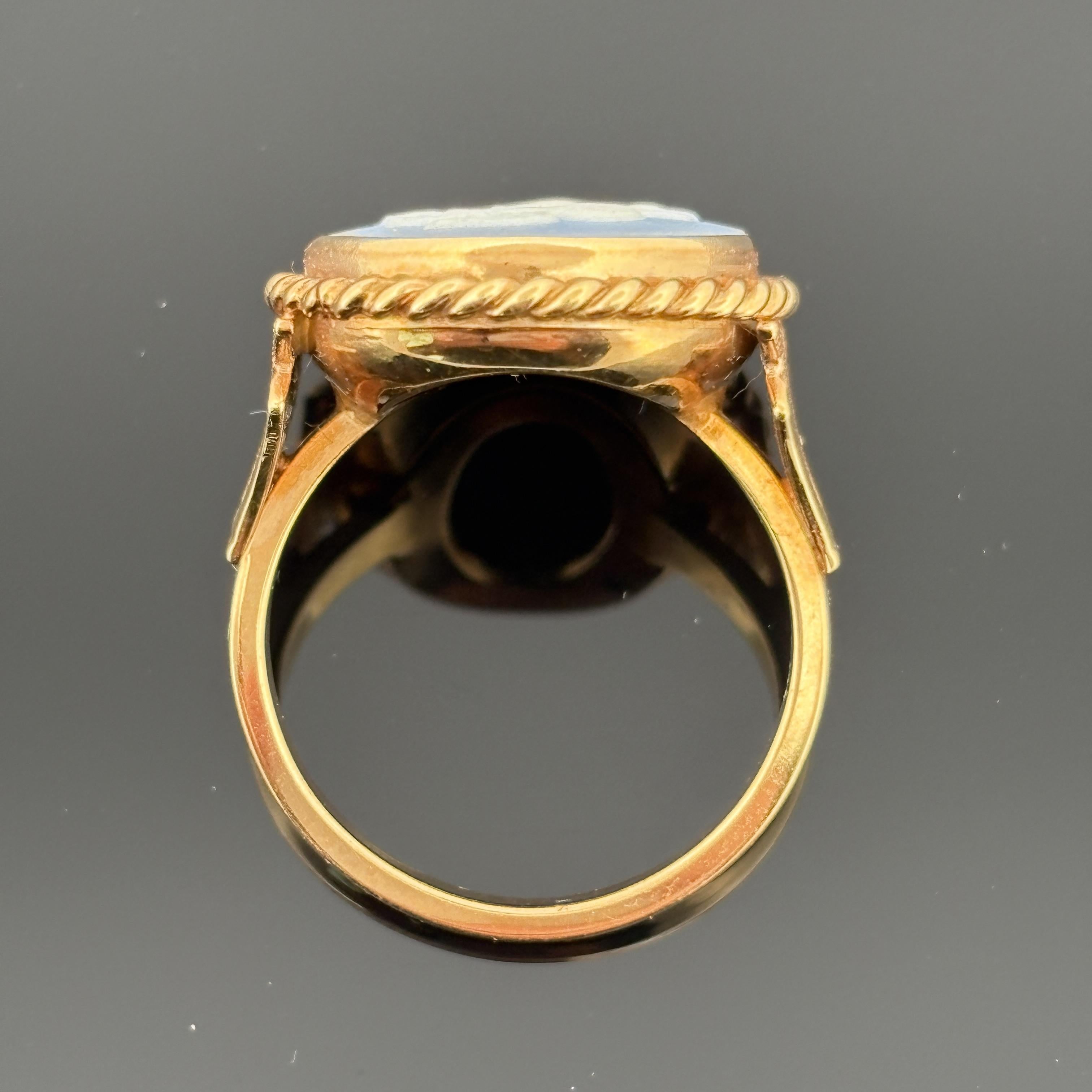 Bague Vintage Wedgwood Jasperware Cameo, or jaune 14k en vente 3