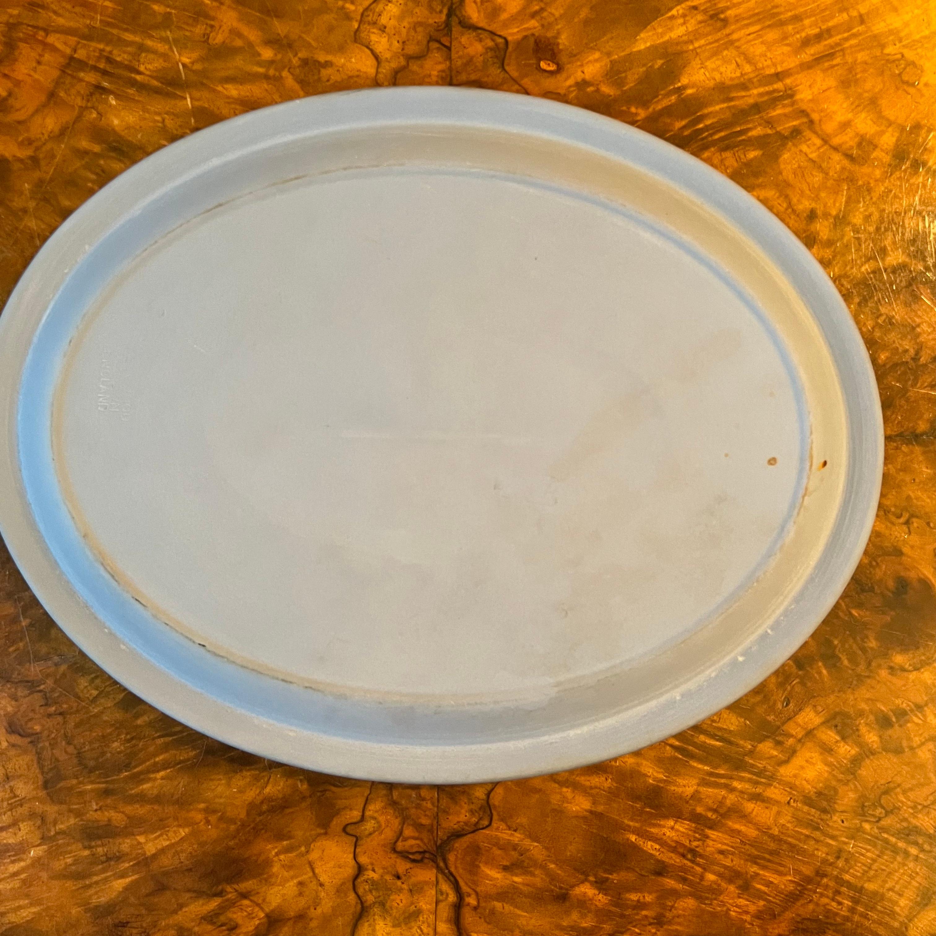 Vintage Wedgwood Jasperware Oval Plate In Good Condition For Sale In EDENSOR PARK, NSW