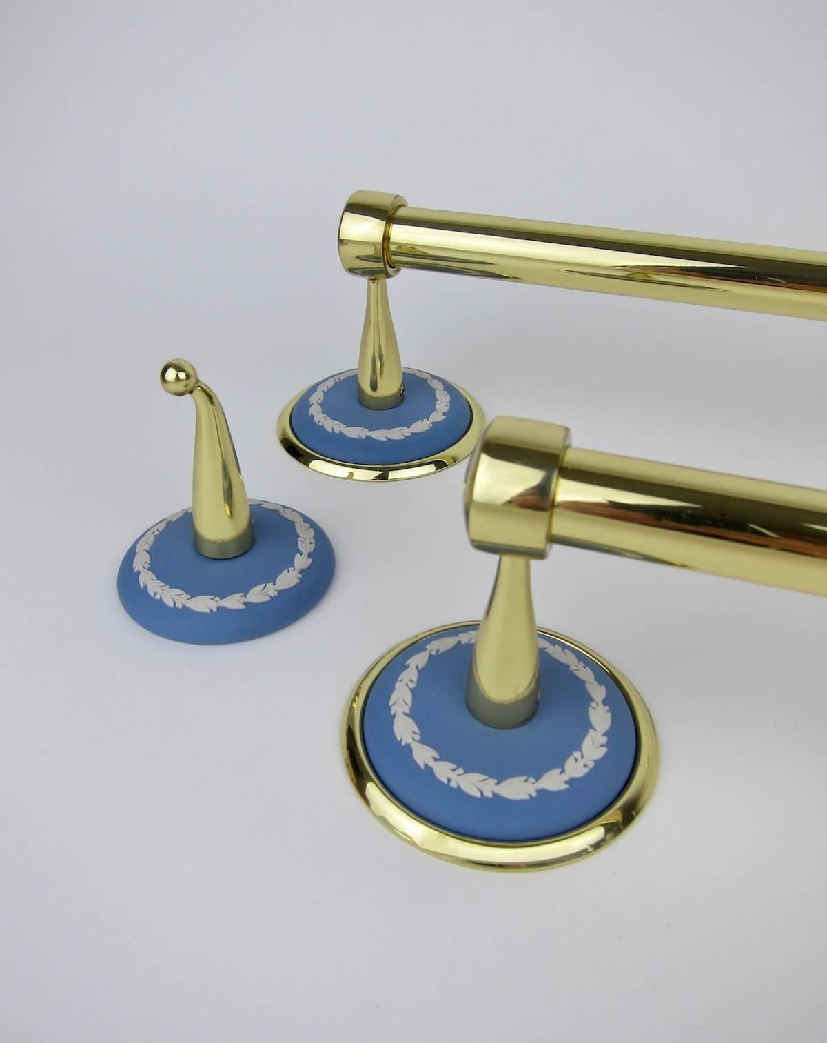 Vintage Set of Wedgwood Bathroom Accessories with Jasper Ware Accents In Good Condition In Los Angeles, CA