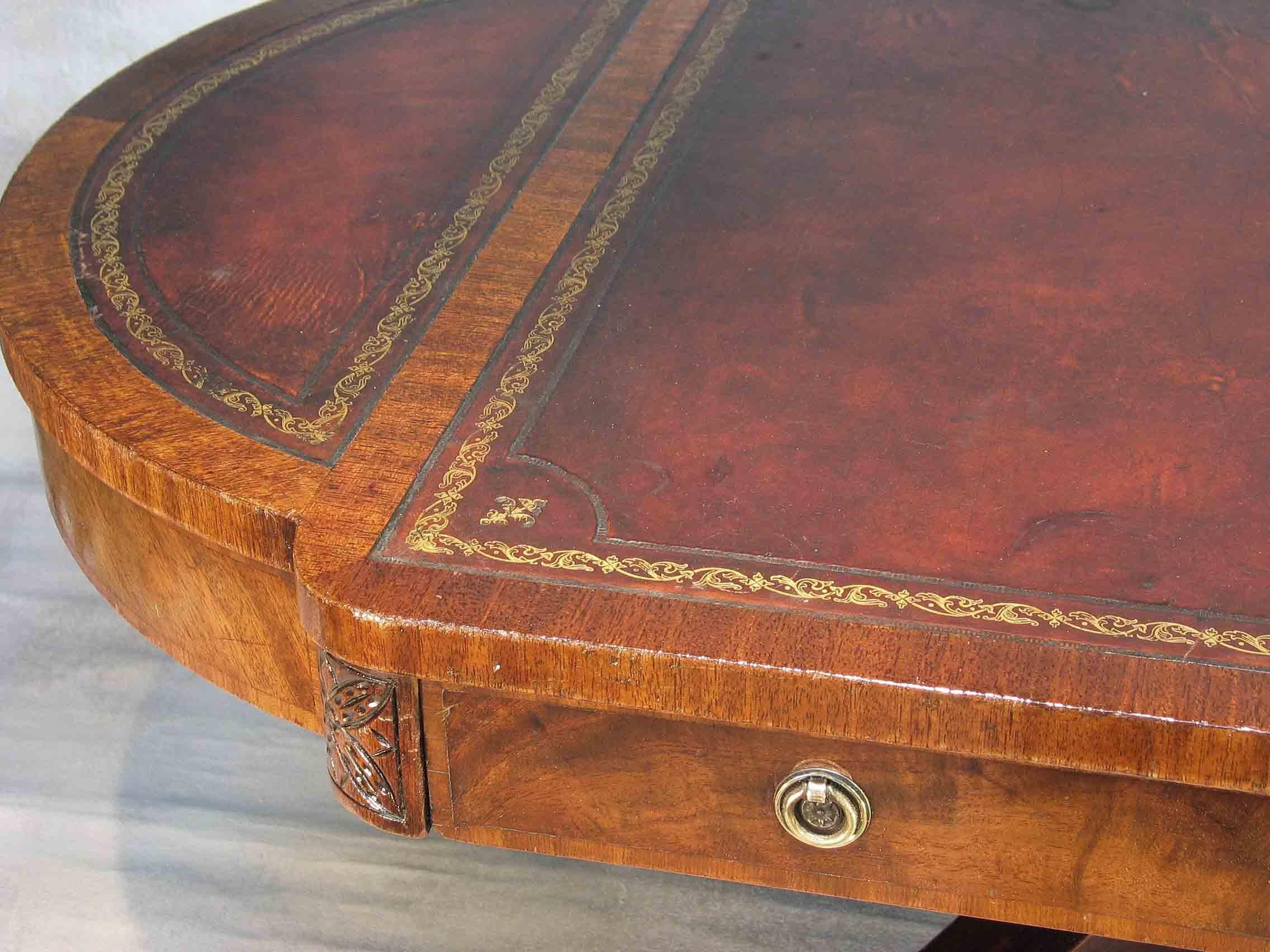 American Vintage Weiman Georgian Style Tooled Leather Top Mahogany Coffee Table