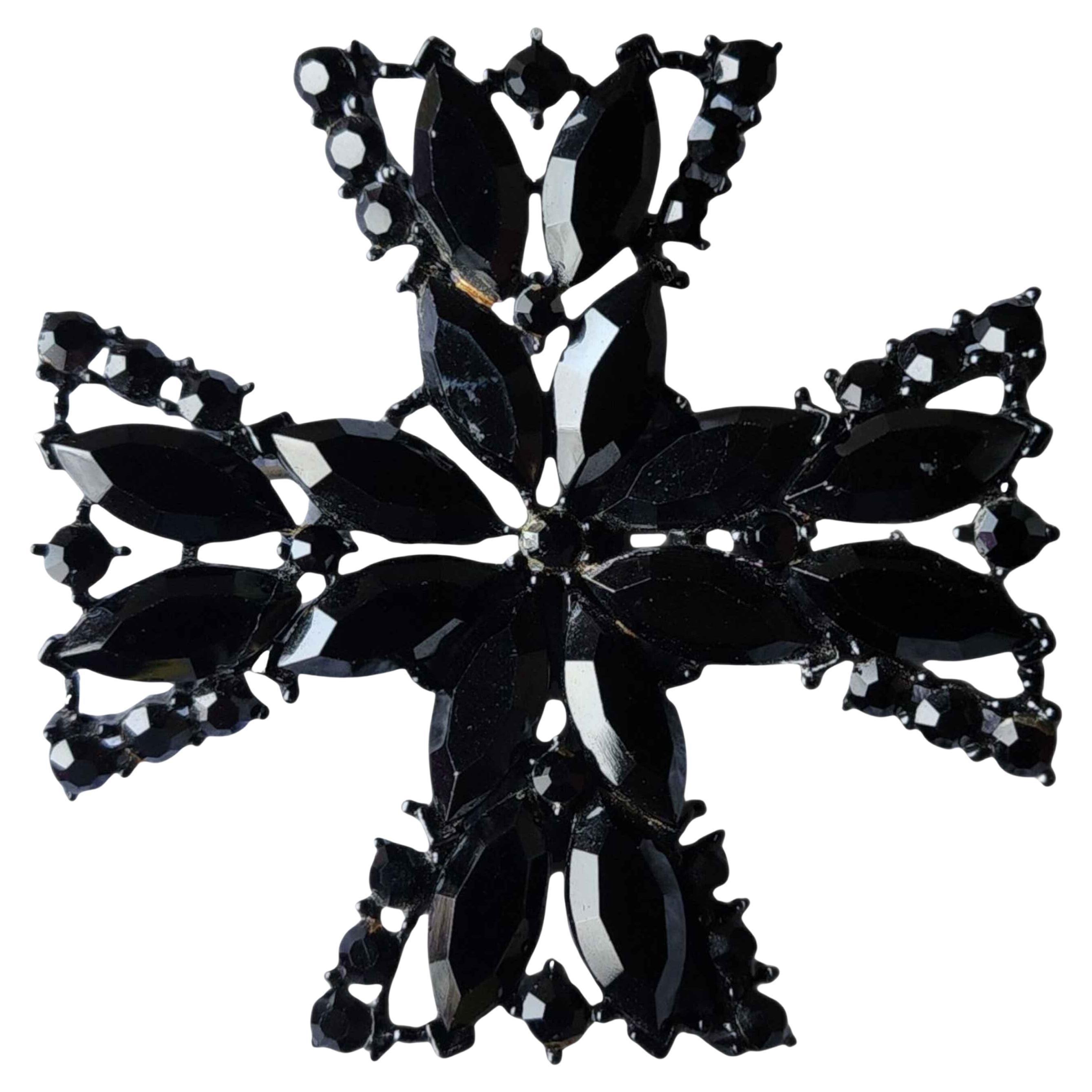 Vintage Weiss Jet-Back Rhinestones Maltese Cross Brooch