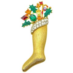 Retro Weiss Jewelled Christmas Stocking Brooch 1960s