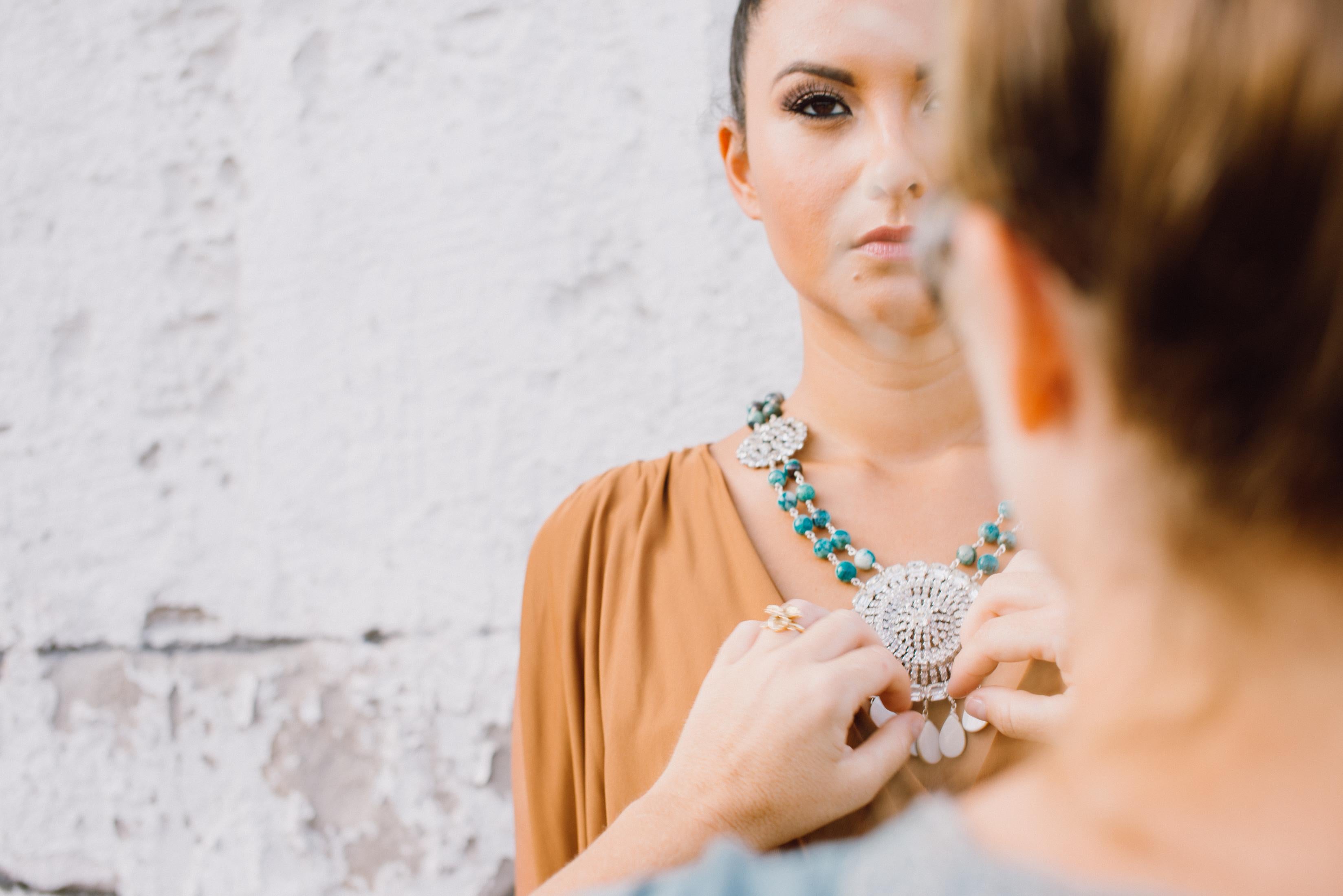 Collana in crisocolla con strass di Weiss Vintage in vendita 4