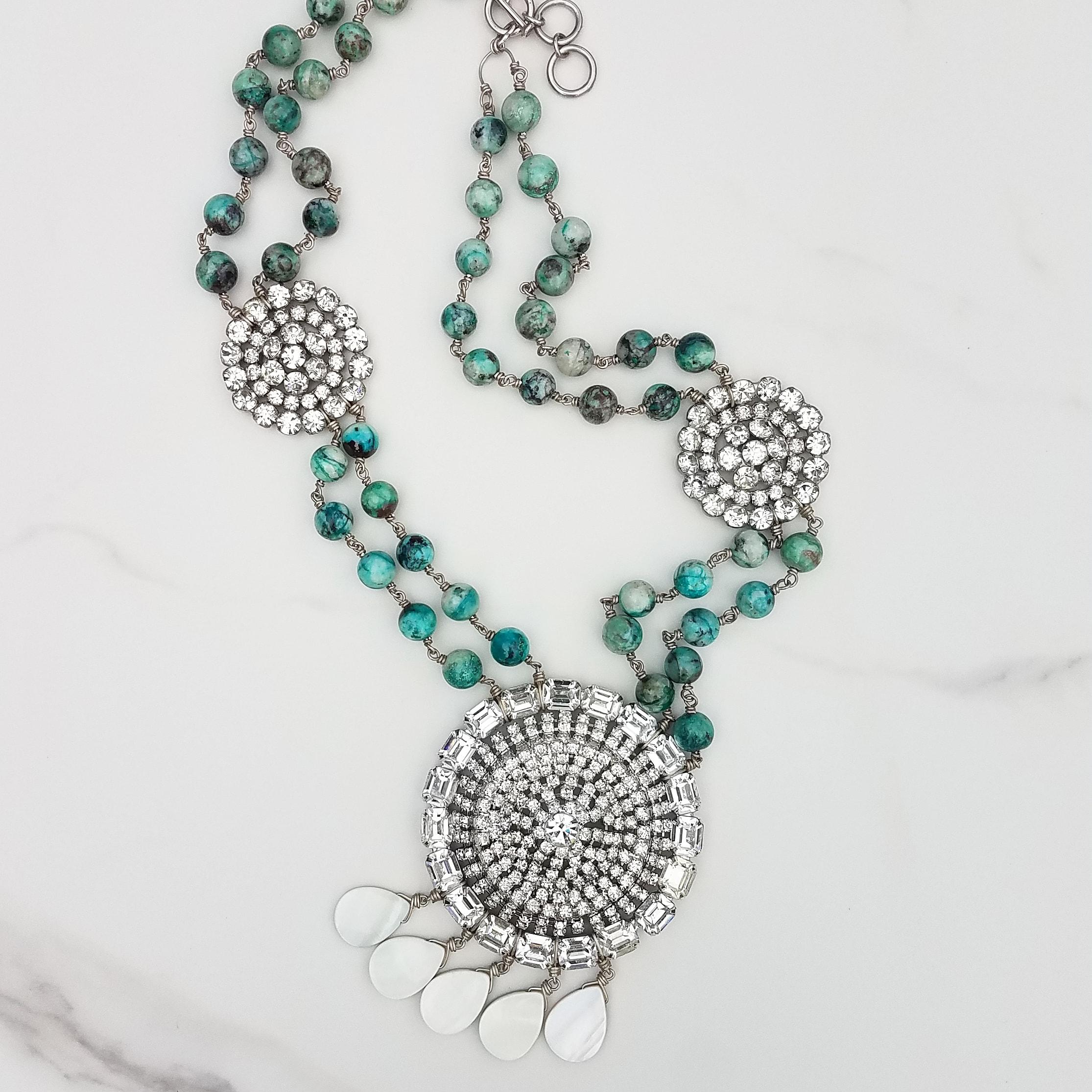 Collana in crisocolla con strass di Weiss Vintage in vendita 3