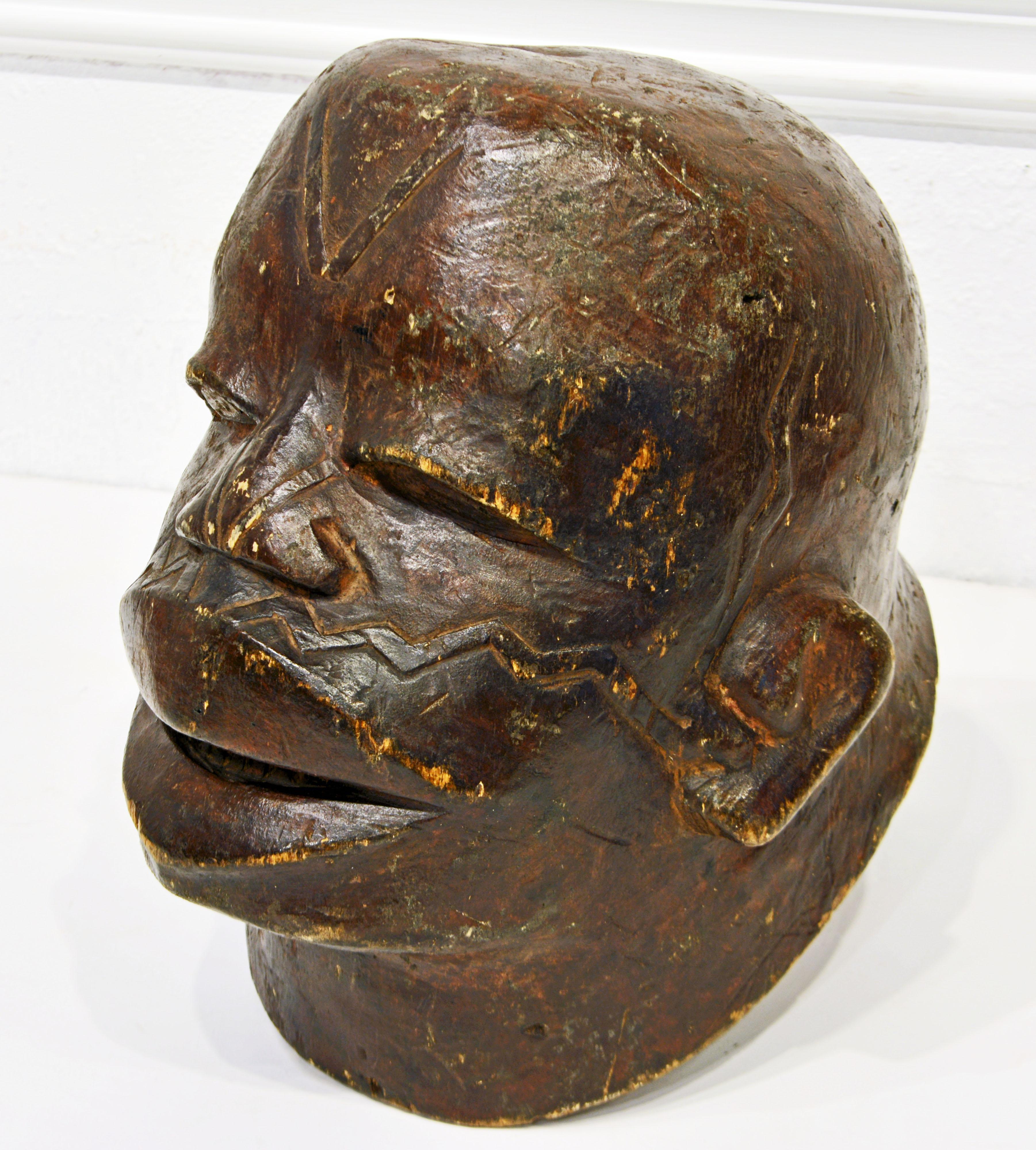 mozambique mask