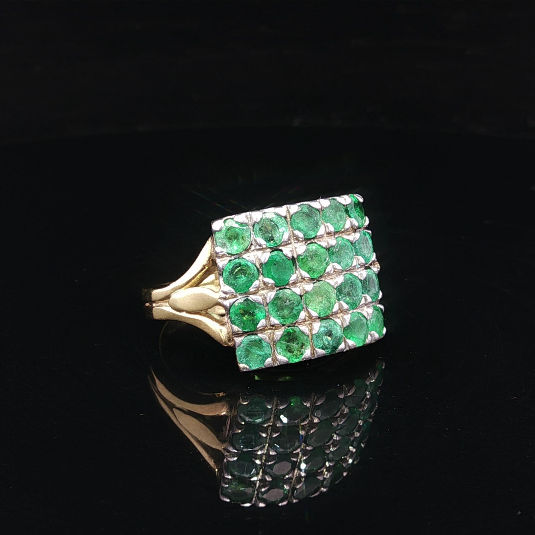 Anello ben fatto d'epoca in oro giallo 14k e argento con smeraldo rotondo da 2,50 ct. in vendita 8