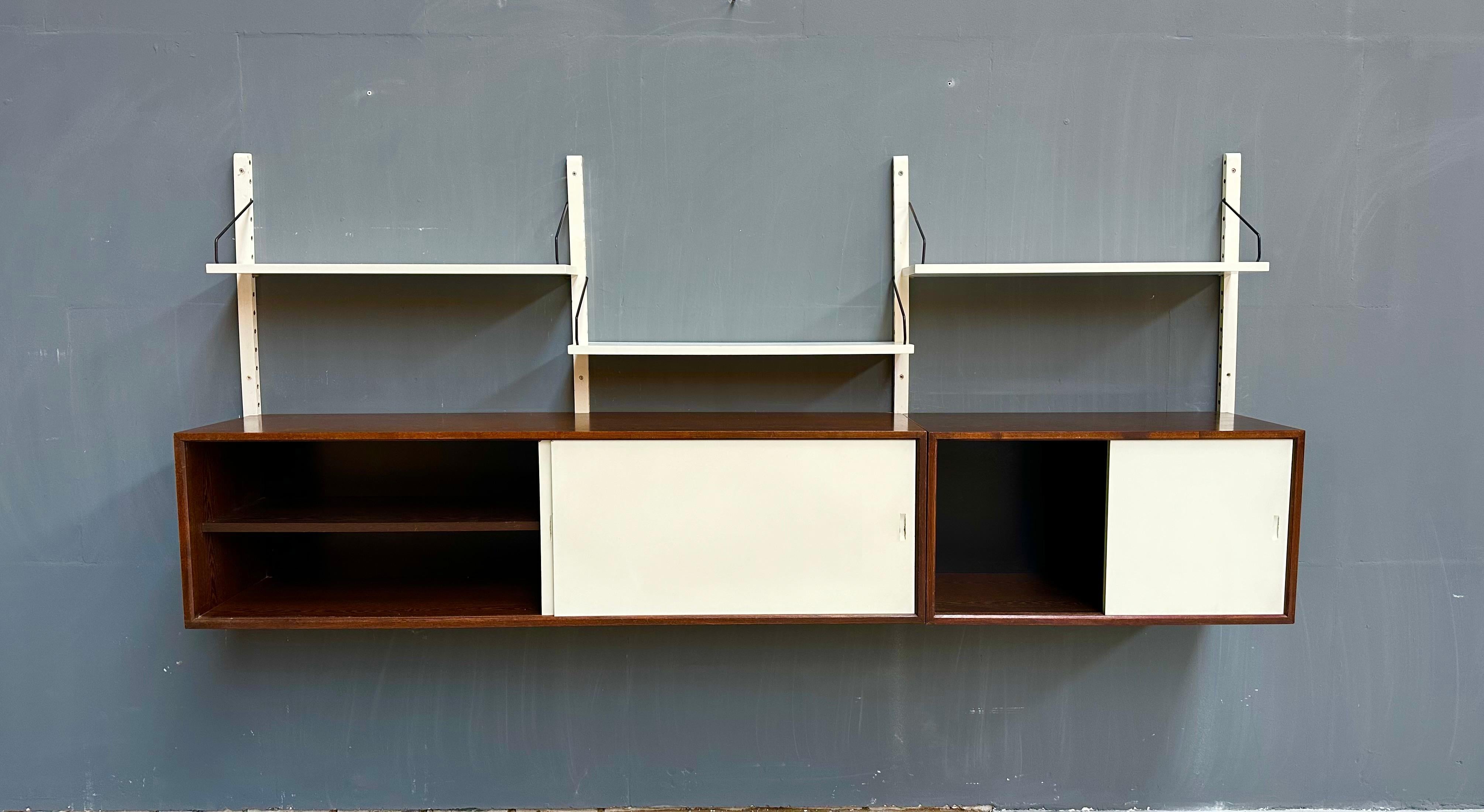 Vintage Wenge & White Wall Unit by Poul Cadovius for Cado, 1960s. In Good Condition For Sale In Eindhoven, Noord Brabant