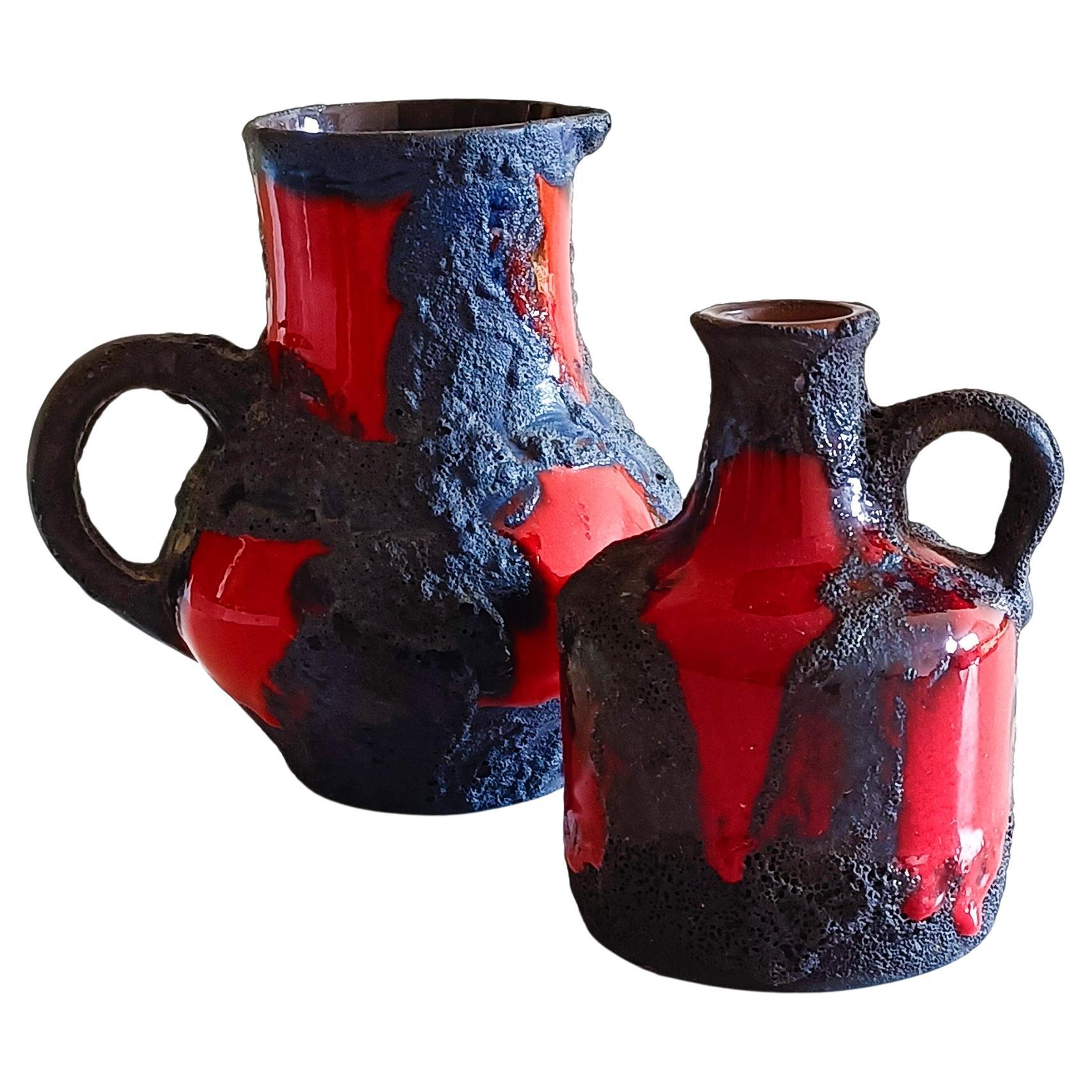 Ceramica Coppia di brocche in ceramica della Germania occidentale con decorazioni in lava grassa di Marei, anni '60 in vendita