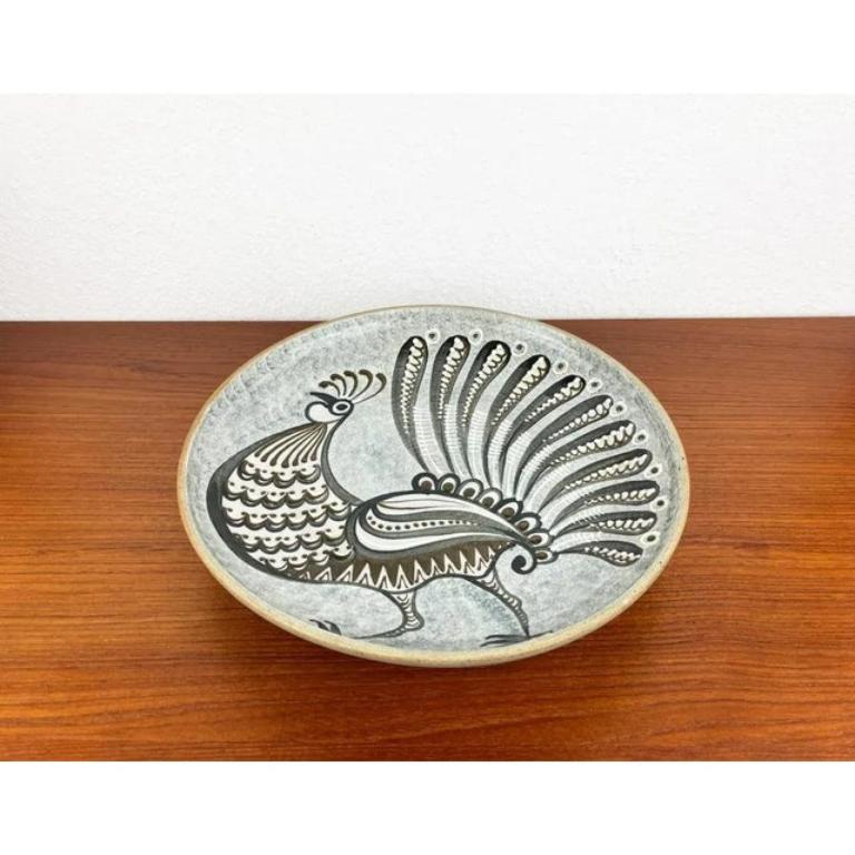 West German Pottery Wandteller mit Hahn-Design, 1970er Jahre (20. Jahrhundert) im Angebot