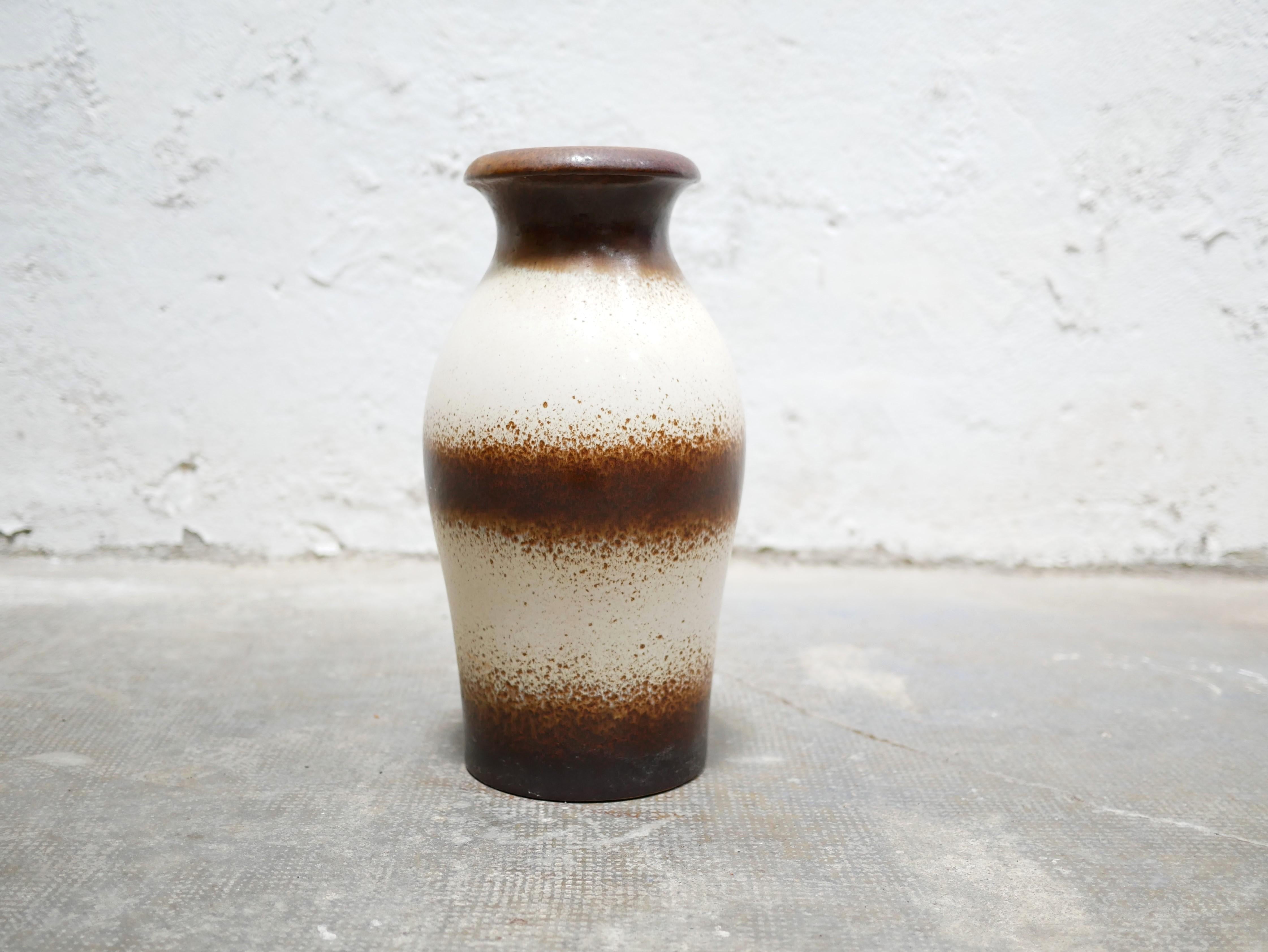 Vaso in ceramica d'epoca della Germania Ovest in vendita 4