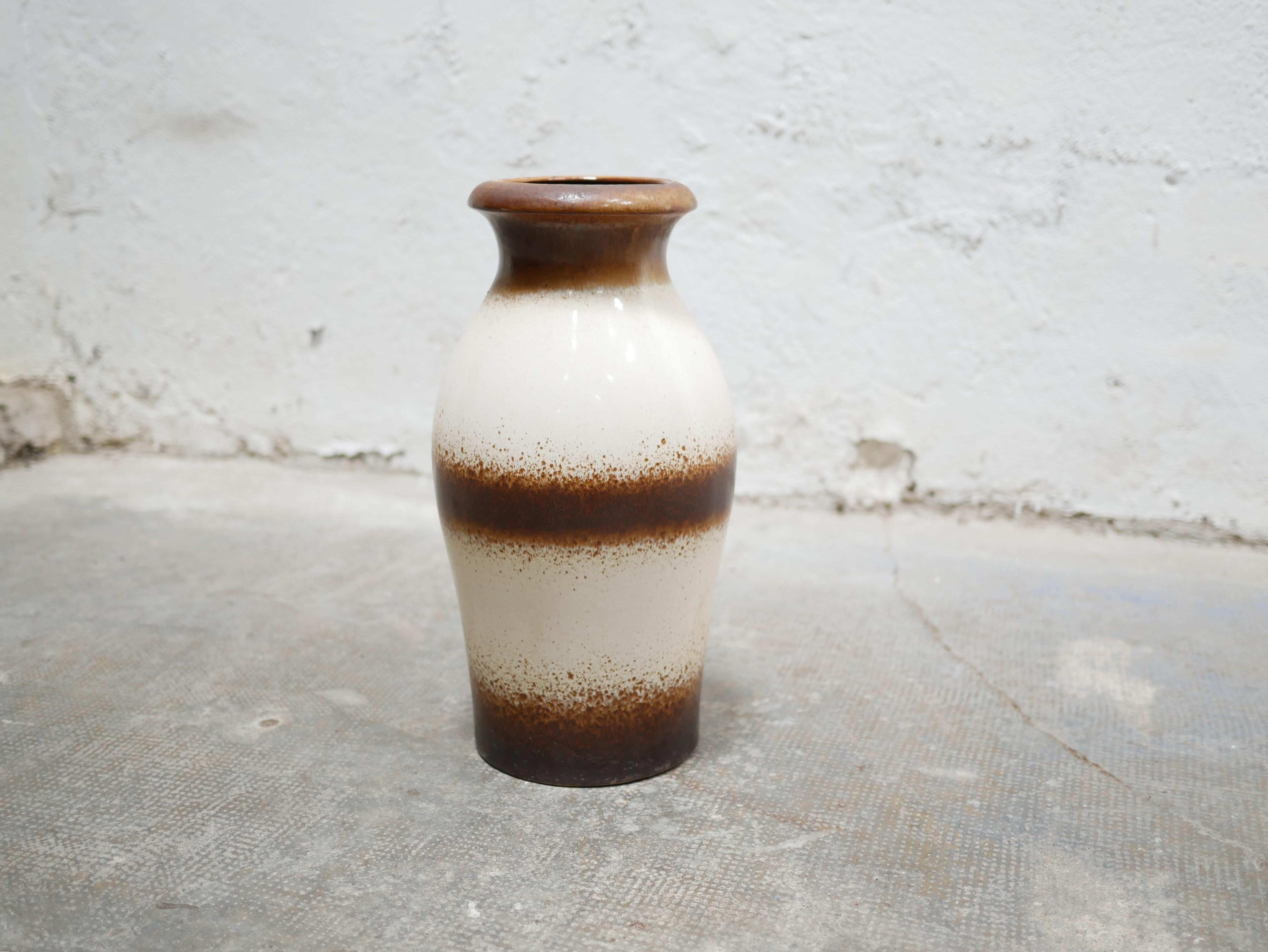 Vaso in ceramica d'epoca della Germania Ovest in vendita 5