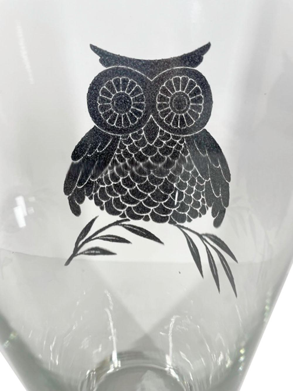 Vintage West Virginia Glass, Owl Cocktail Shaker and Six Rocks Glasses  In Good Condition For Sale In Nantucket, MA