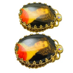 Vintage WESTERN GERMANY gold lady jn red portrait designer clip on earrings