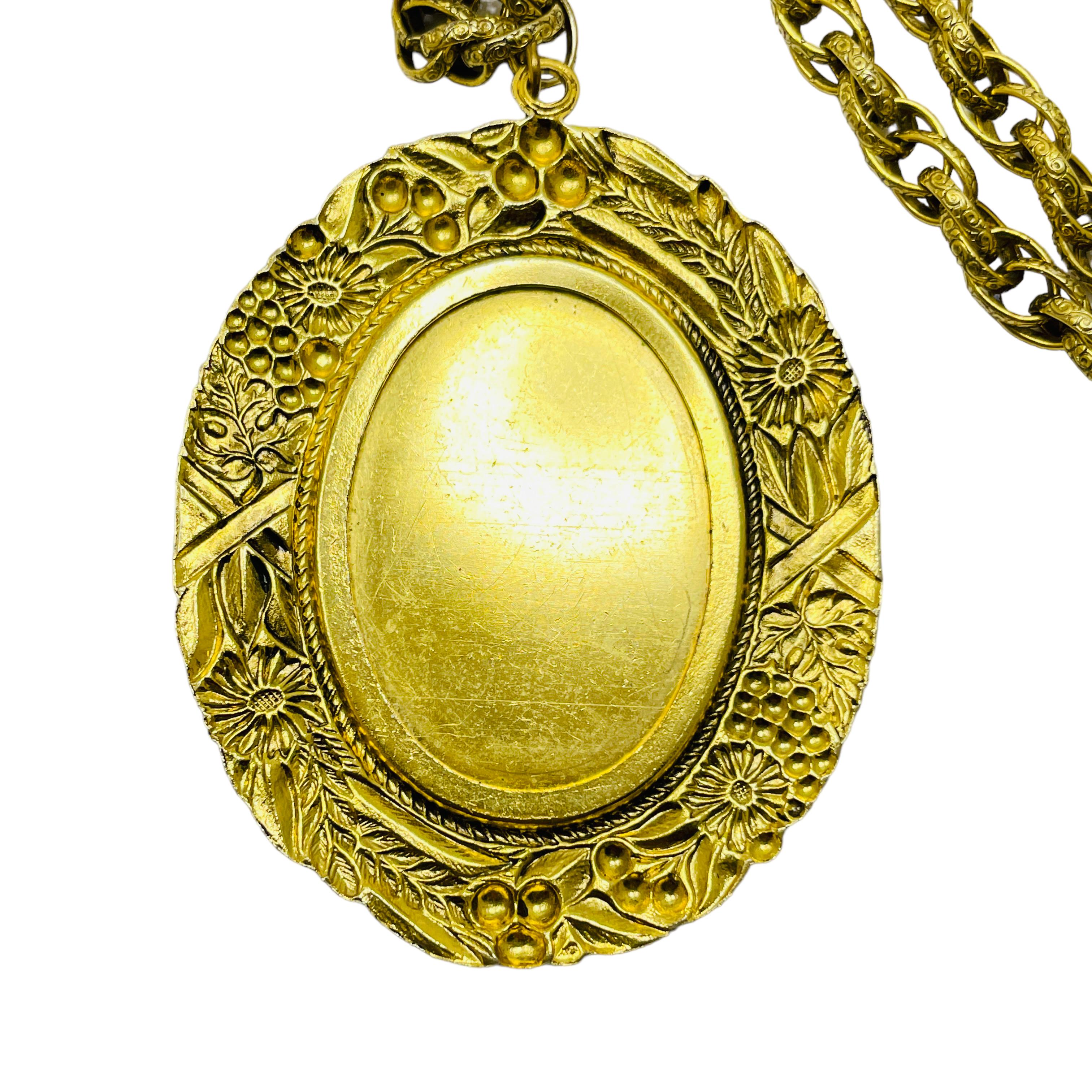 Collana a catena con ciondolo di design d'epoca della GERMANIA OCCIDENTALE in tonalità oro In condizioni buone in vendita a Palos Hills, IL