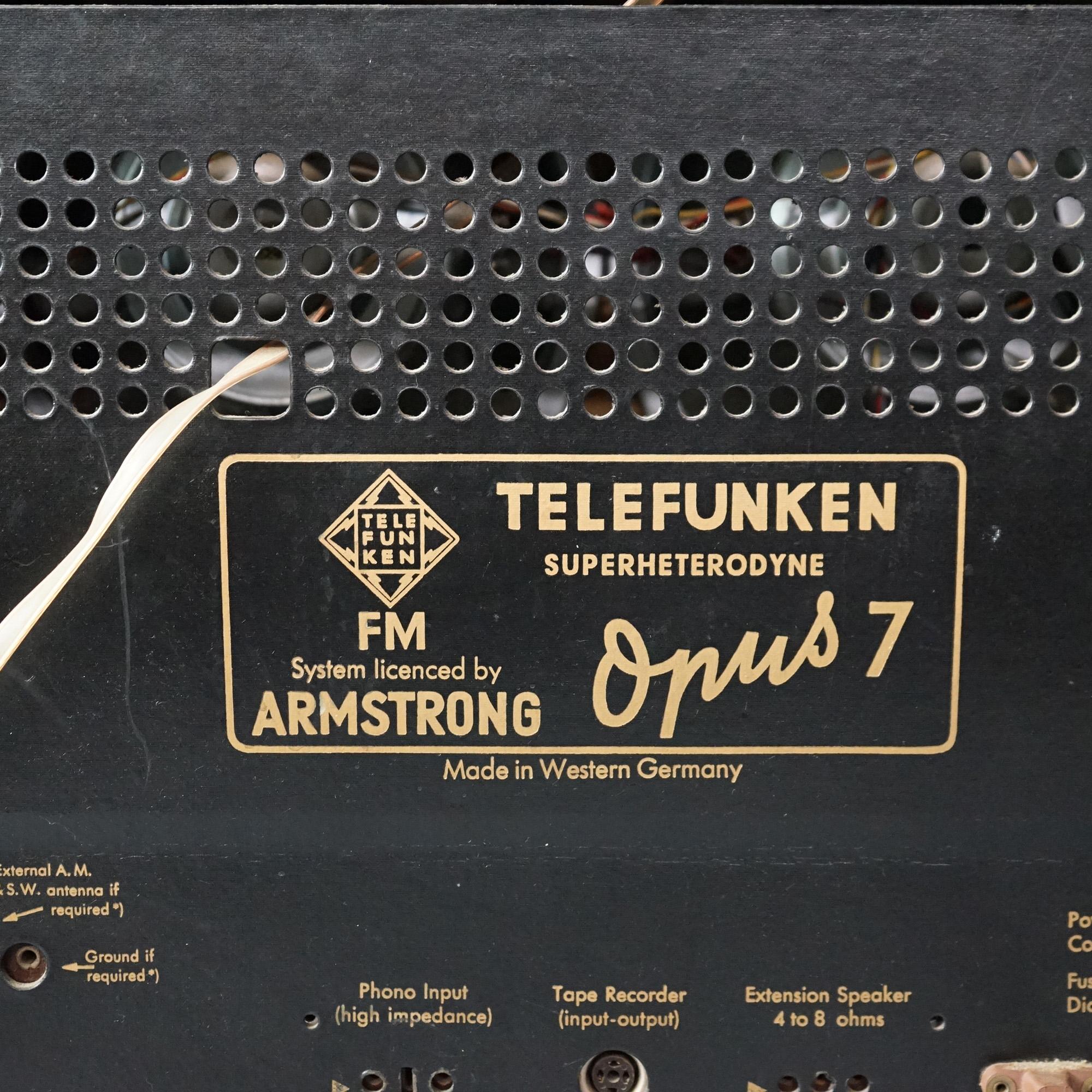 Vintage Western Germany Telefunken Superheterodyne Opus 7 Radio c1940 1