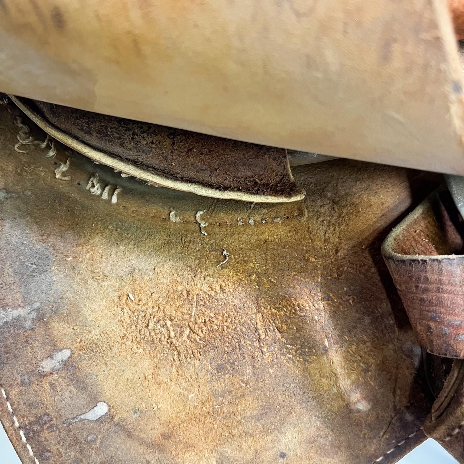Vintage Western Ranch Saddlery Tooled Leather Saddle Line of Texas 9