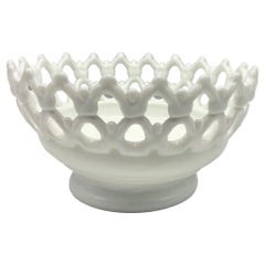 Retro Westmoreland White Milk Glass Figurine Bowl