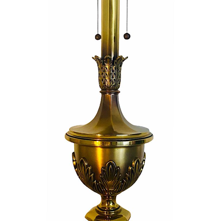 Westwood-Messinglampe, Vintage im Zustand „Gut“ im Angebot in Orange, CA