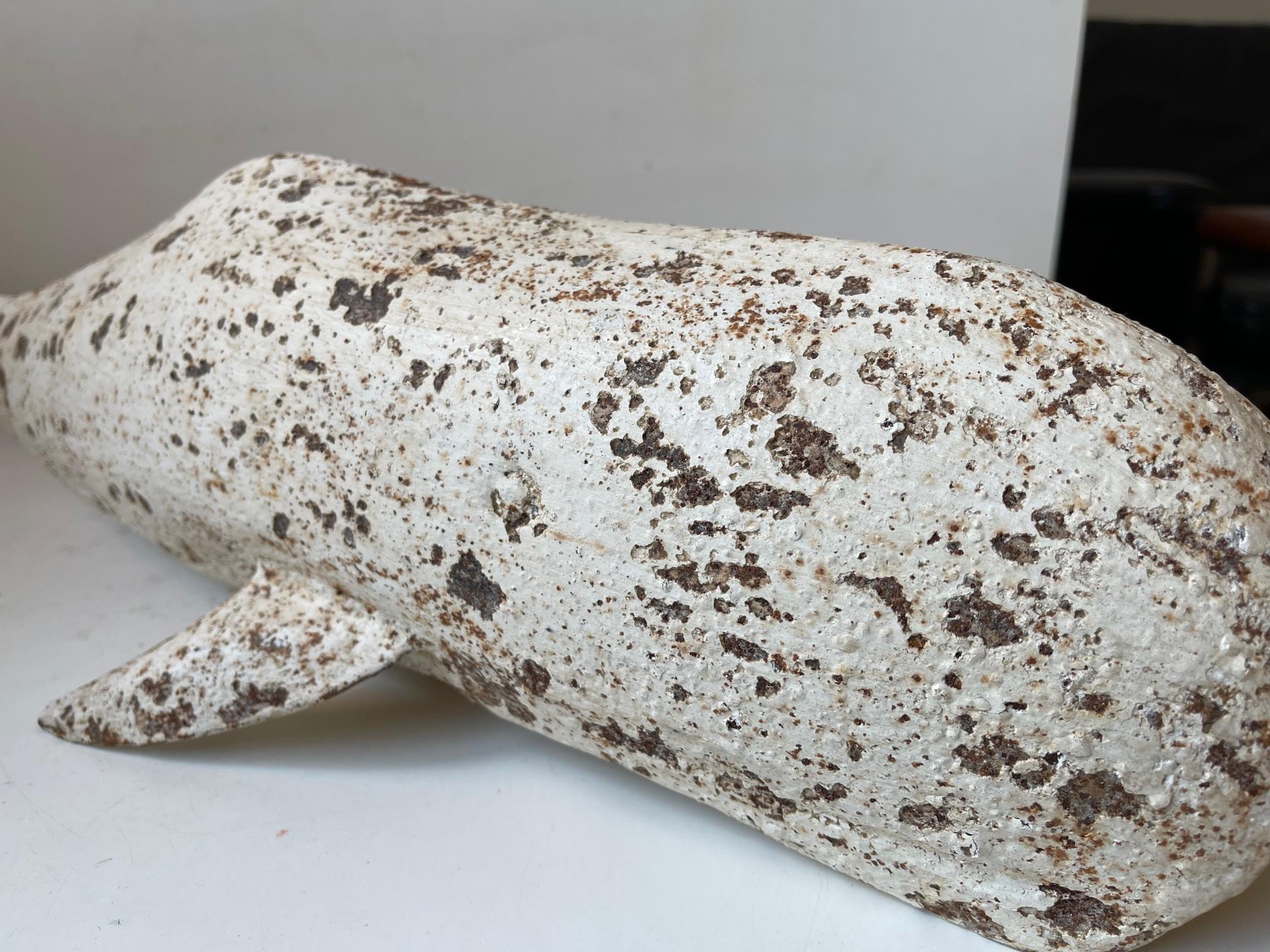 Metà XX secolo Scultura vintage di balena Moby Dick in ferro, anni '60 in vendita