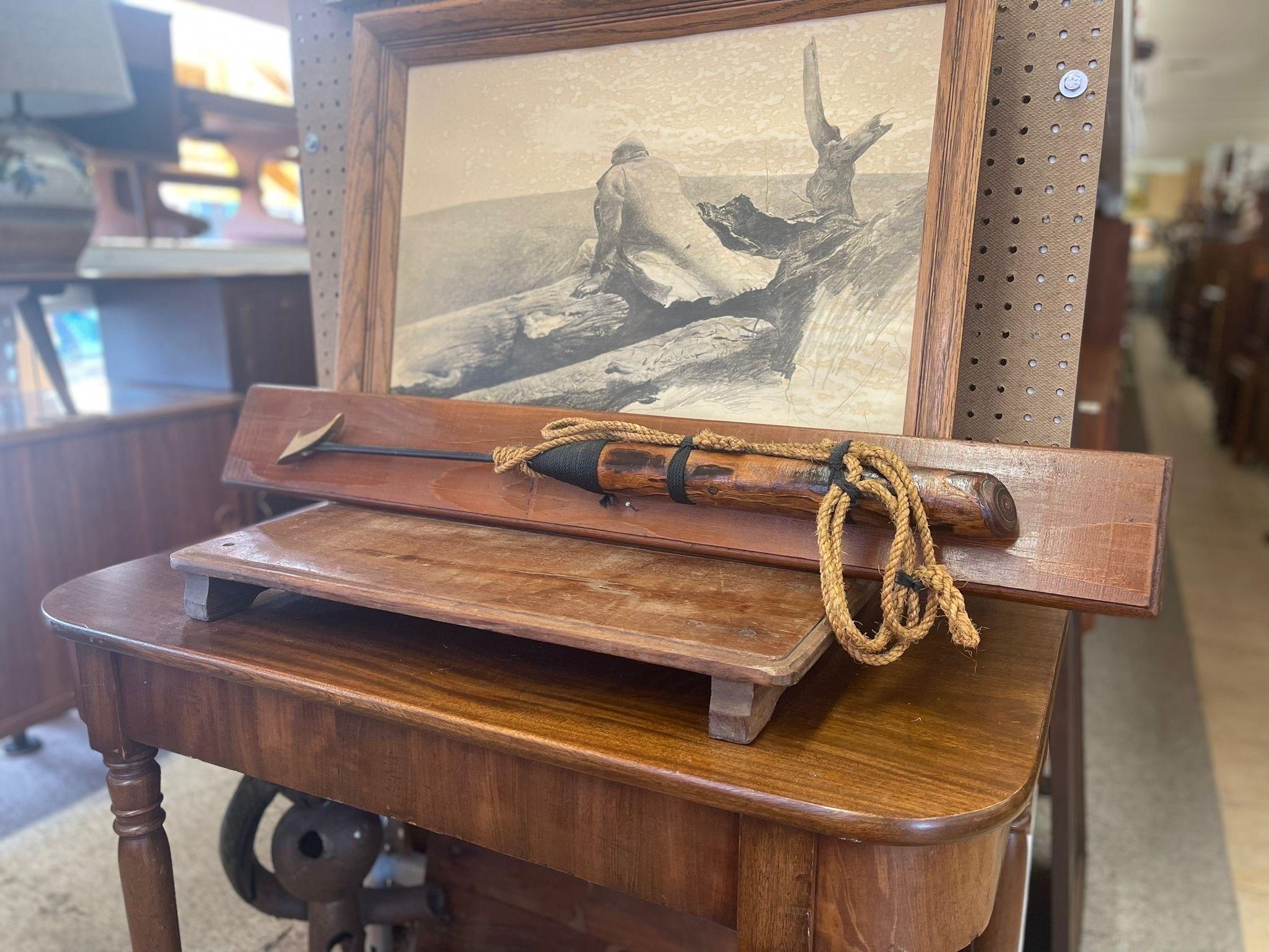 Vintage whaling harpoon on wood Backing, ready to be hung on the wall. Rope attached. Vintage Condition Consistent with Age as Pictured.

Dimensions. 38 W ; 5 D ; 1 H