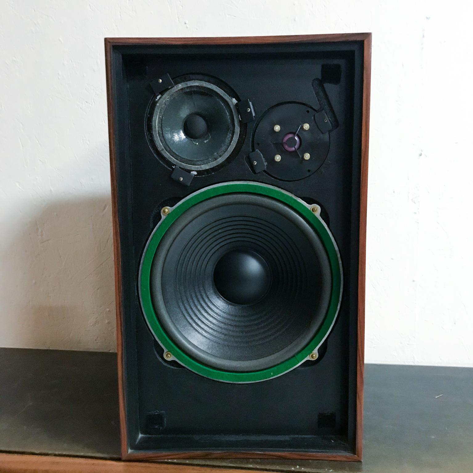 20th Century Mid Century Modern Pair of Wharfedale W60 Speakers