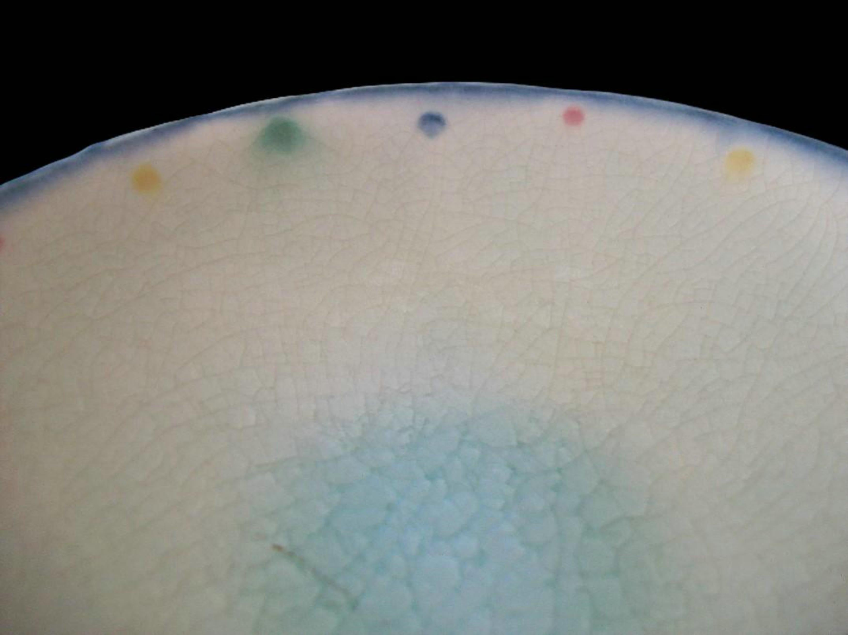 Tazza d'epoca in Studio Pottery, realizzata al tornio e smaltata - Firmata - metà del XX secolo In condizioni buone in vendita a Chatham, ON