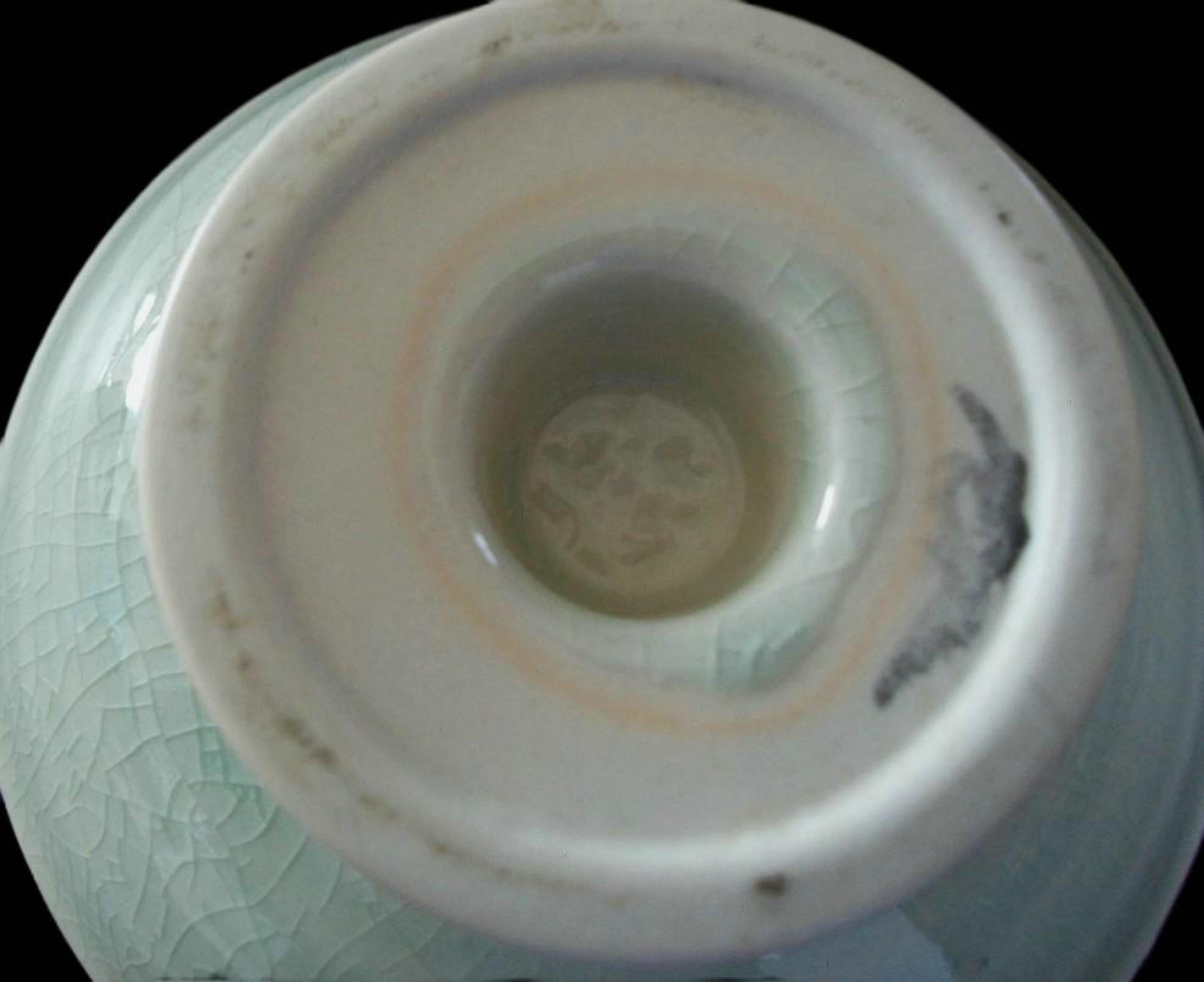 Tazza d'epoca in Studio Pottery, realizzata al tornio e smaltata - Firmata - metà del XX secolo in vendita 2