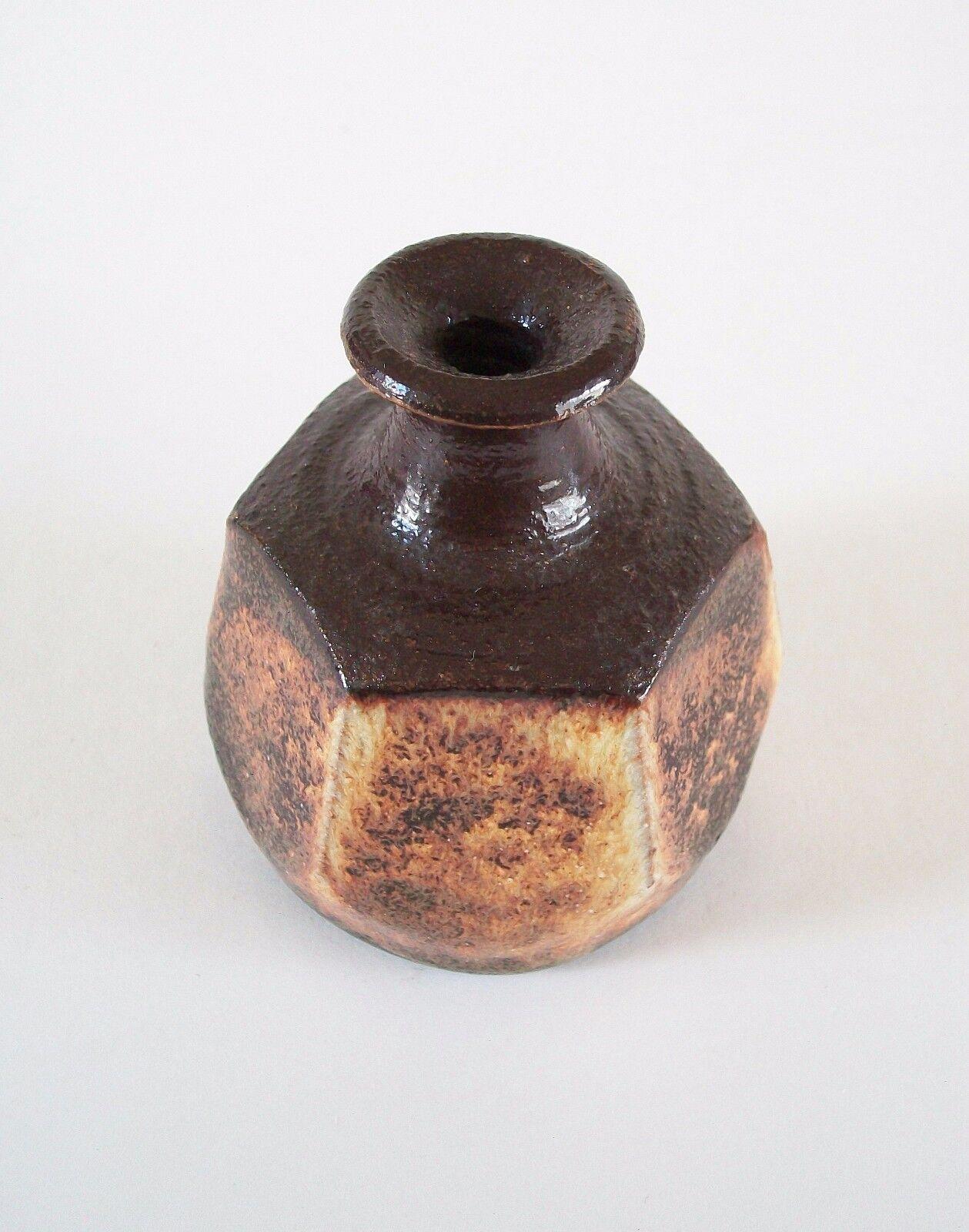 Glazed Vintage Wheel Thrown Studio Pottery Bud Vase, Initialed, Canada, Mid-20th C For Sale